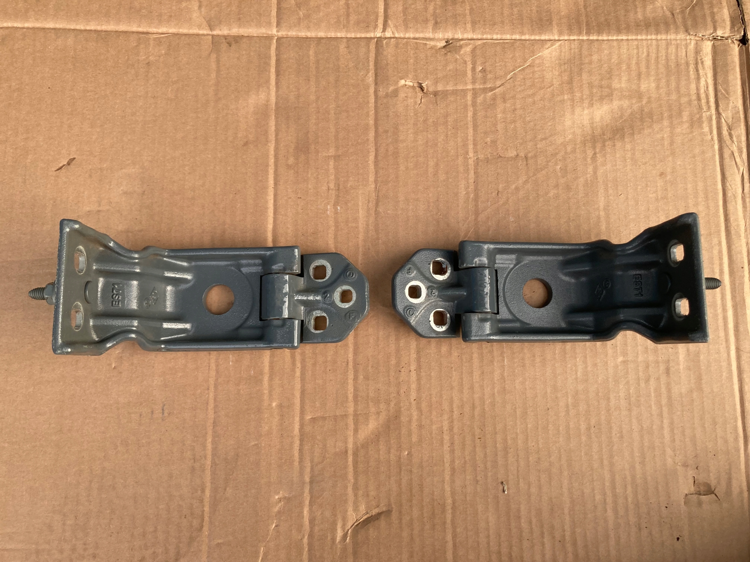 MASTER 4 MOVANO C 18- scharniere Tür heck rechts neu
