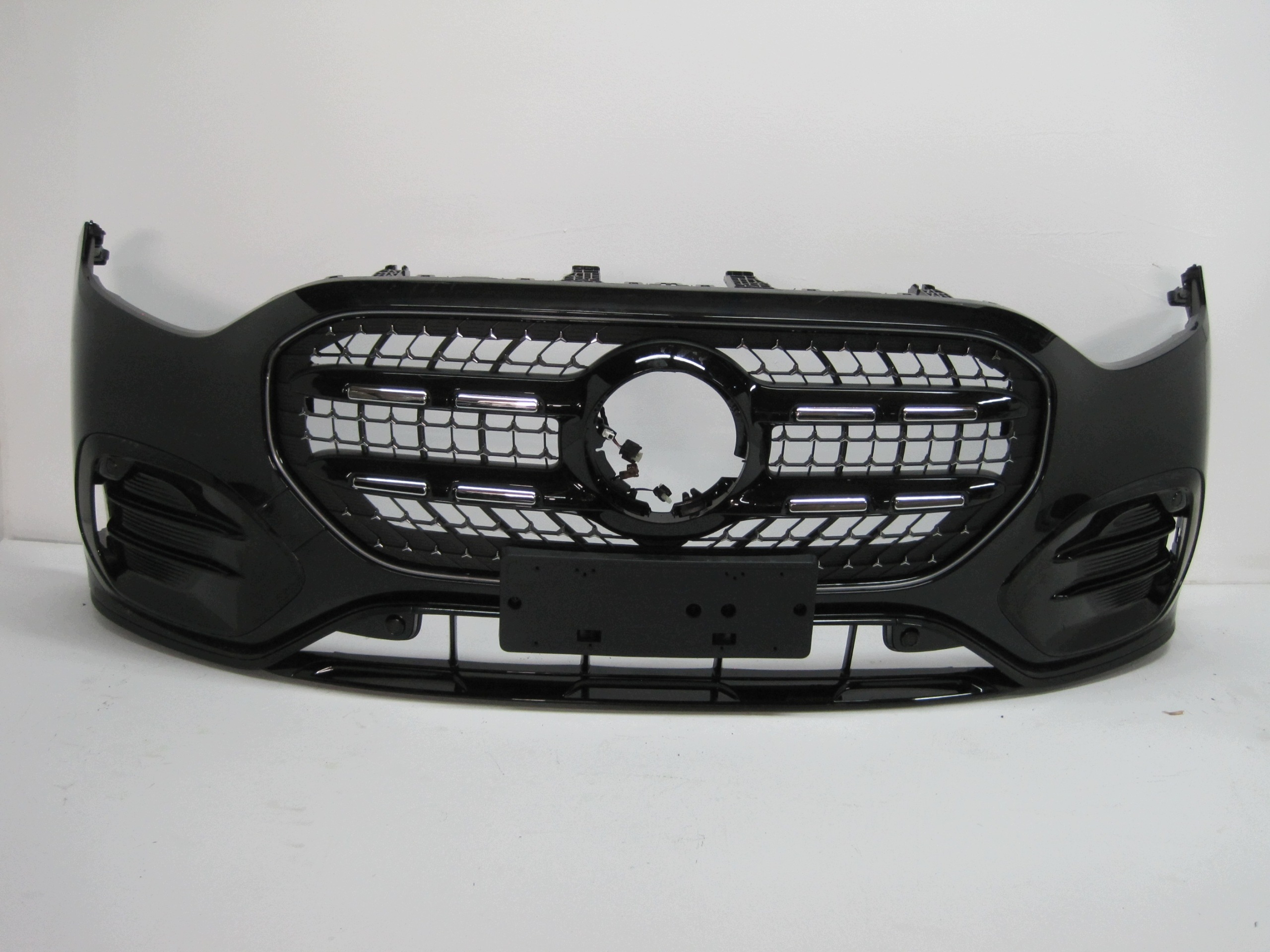 front bumper MERCEDES GLB A244 6 PDC 26R front NR 387