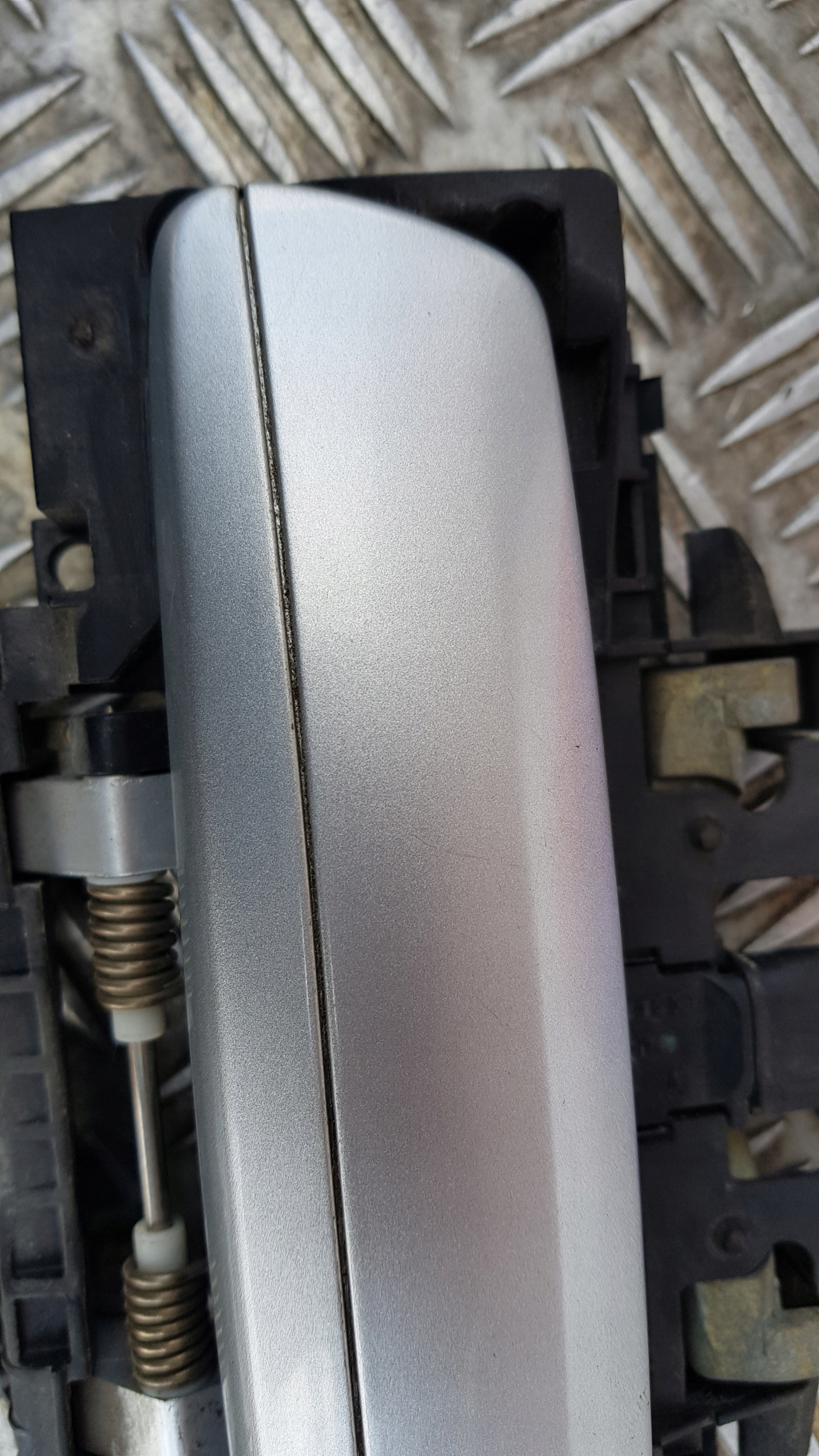 AUDI A8 D3 handle right rear part LY7W exterior