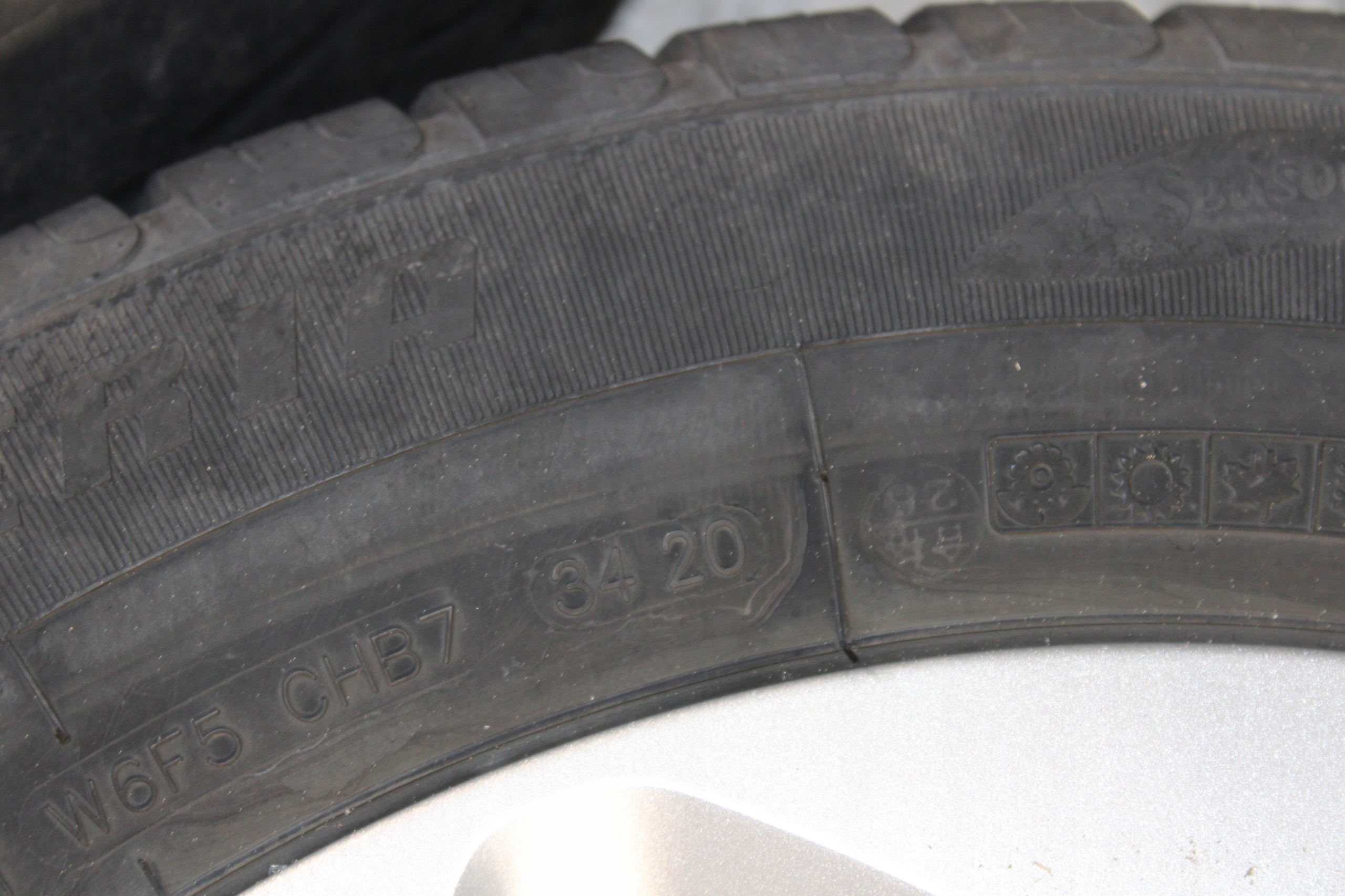 wheels discs disc 205/60 R16 OPEL CROSSLAND
