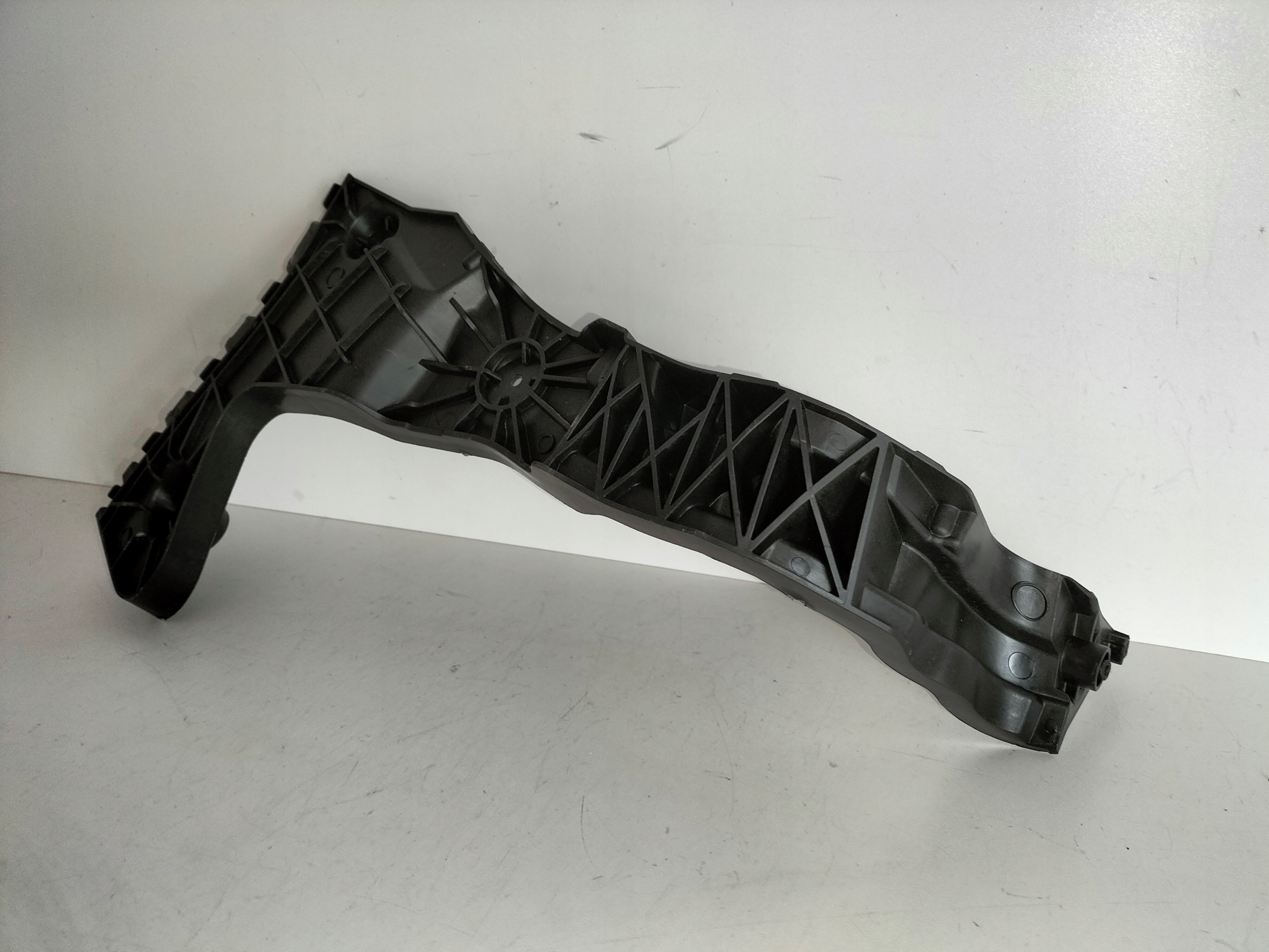 Support Support plaque Pare choc Arrière Droite AUDI Q3 II SPORTBACK 18
