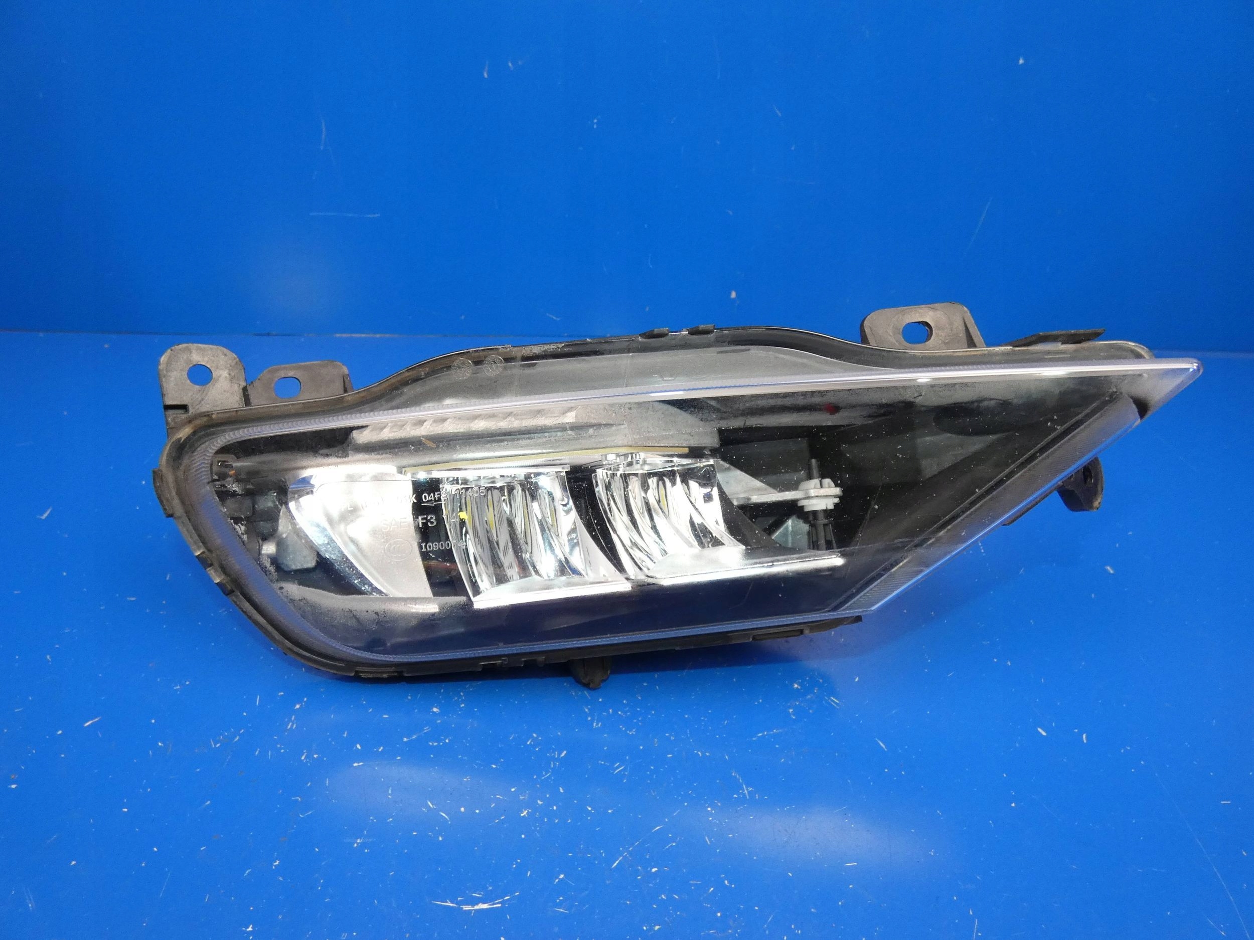VOLVO XC90 II HALOGEN LAMPA PRZECIWMGIELNA DRL PRAWY PRZÓD