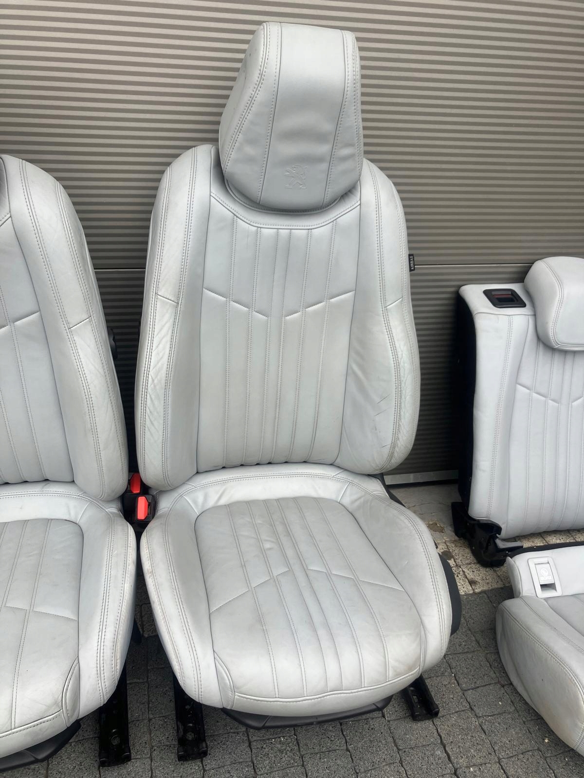 seats side PEUGEOT 308 T9 HB JASNA leather