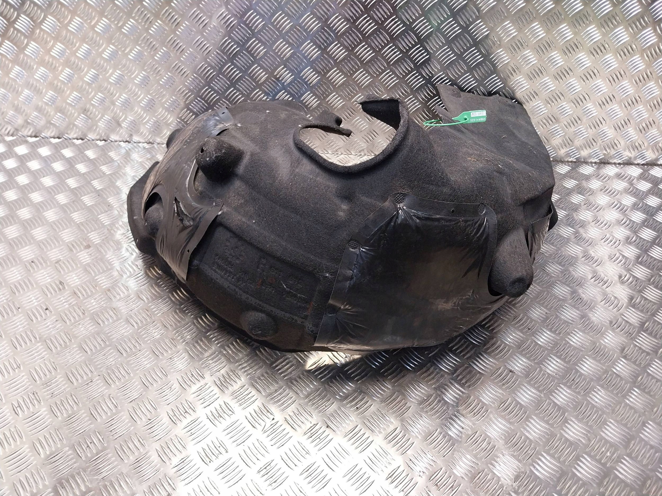 mudguard right rear part 7340204 BMW 7 G11 G12