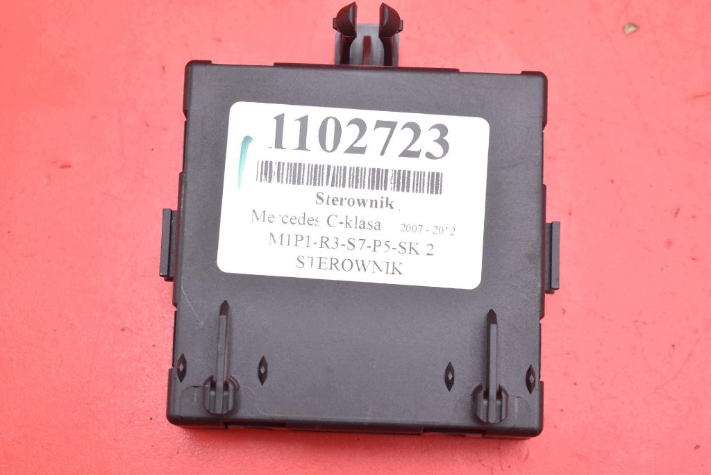 control unit module door left front A2048701726 MERCEDES C-KLASA W204 07-12