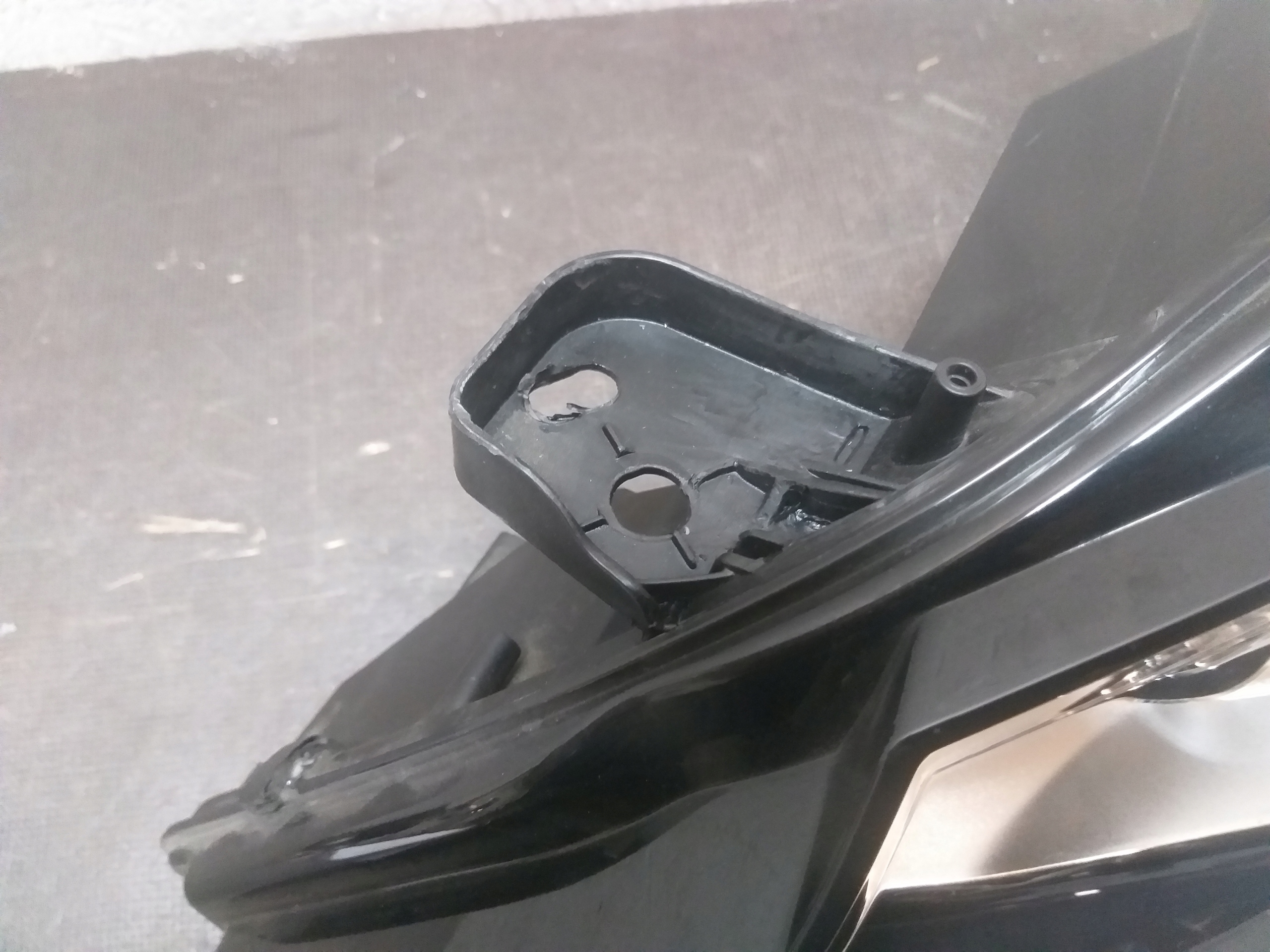 light front left PEUGEOT 308 T9 13