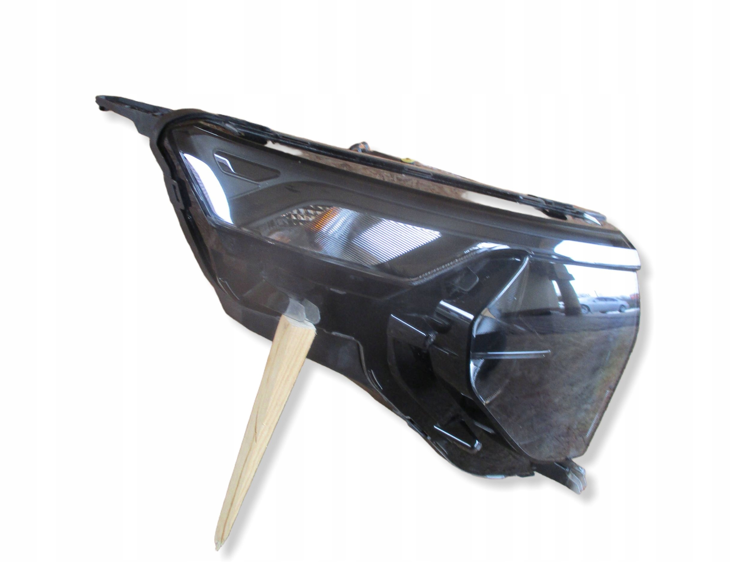 light front front right FORD TRANSIT COURIER MK3 23