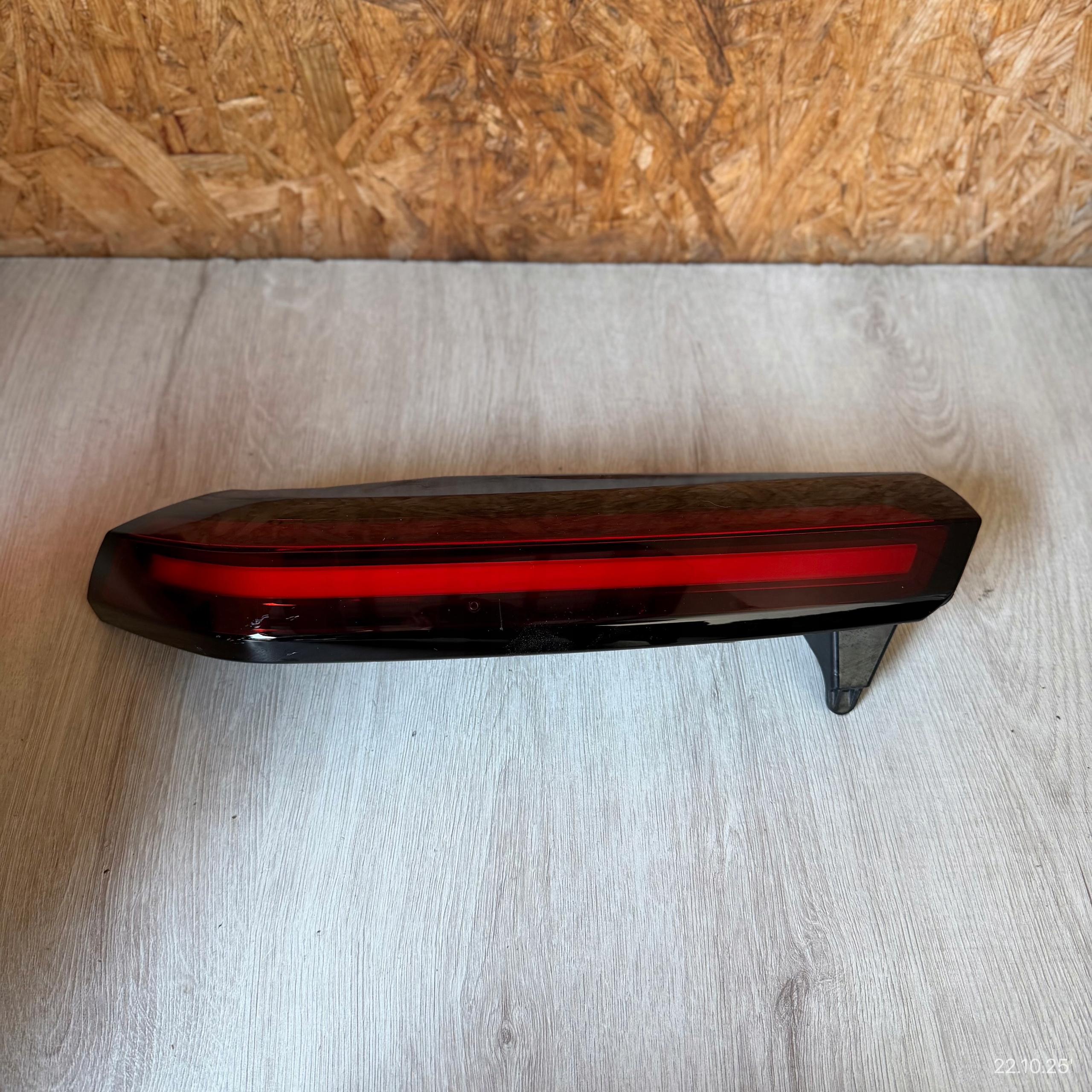 light rear left bonnet CITROEN C4 III 2021 ROK 9831120680