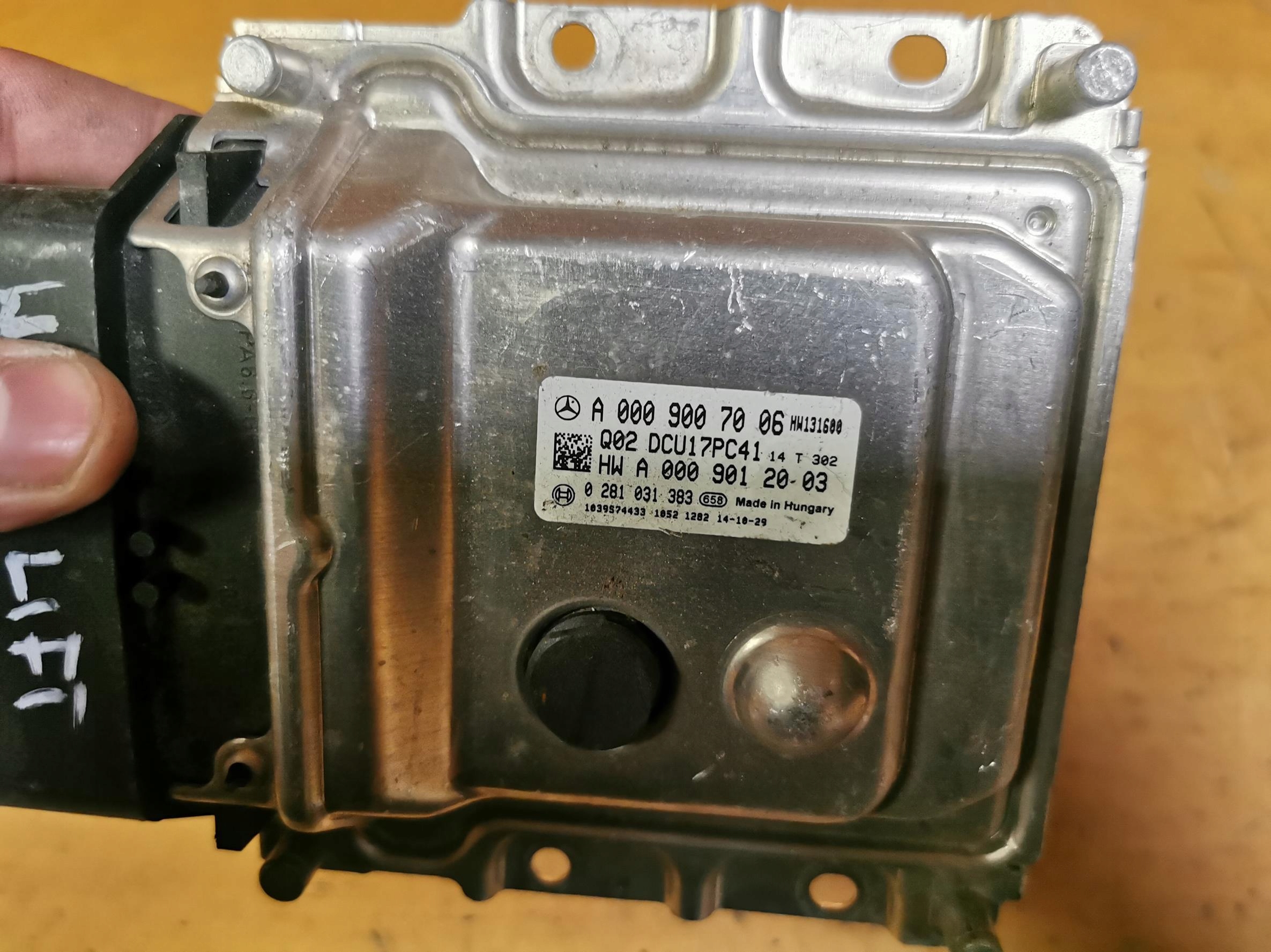 control unit computer ADBLUE MERCEDES E-KLASA W212 2.2 CDI A0009007006