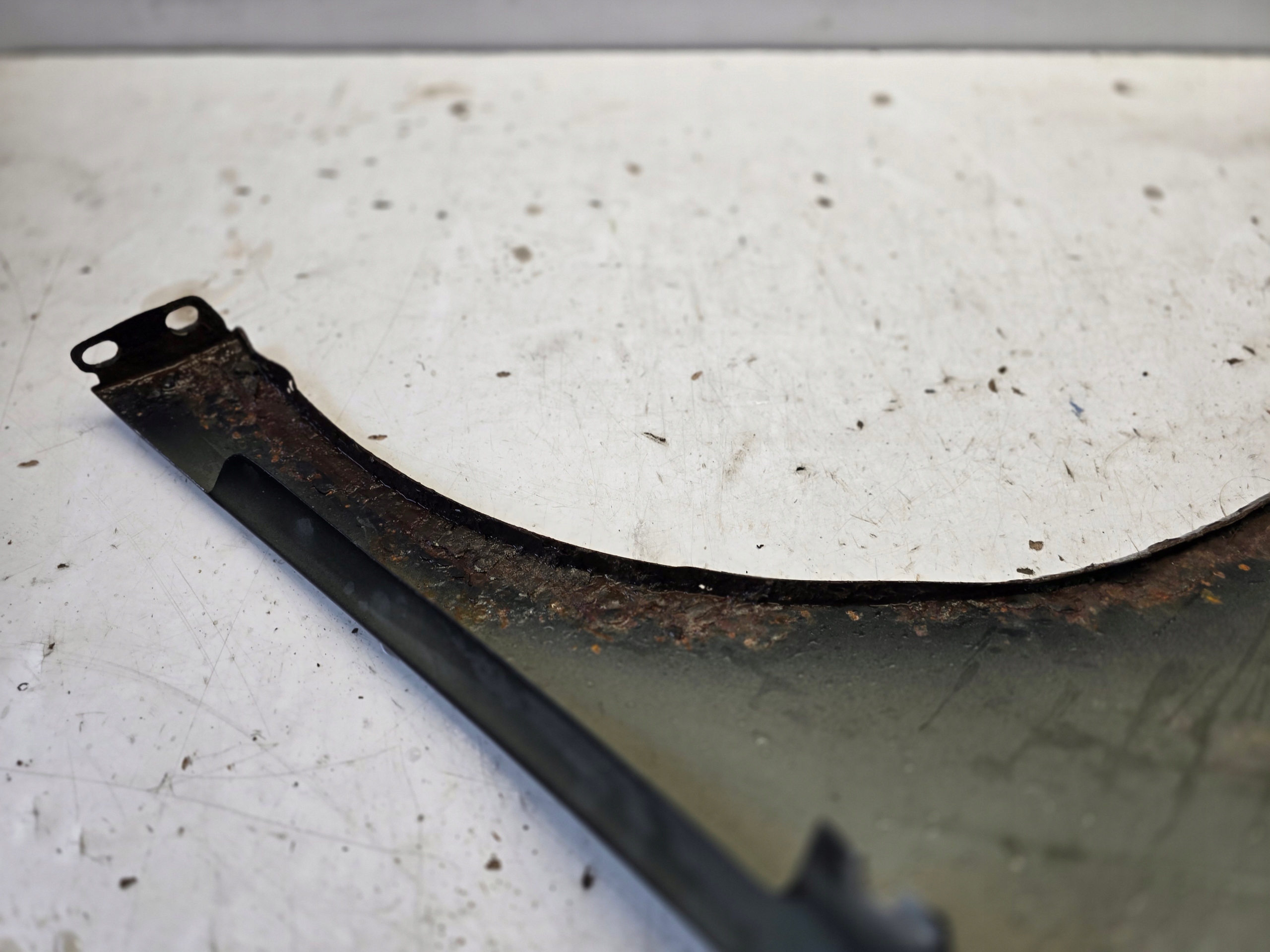 OPEL MERIVA B 2 II fender right front front Z20R KOROZJA