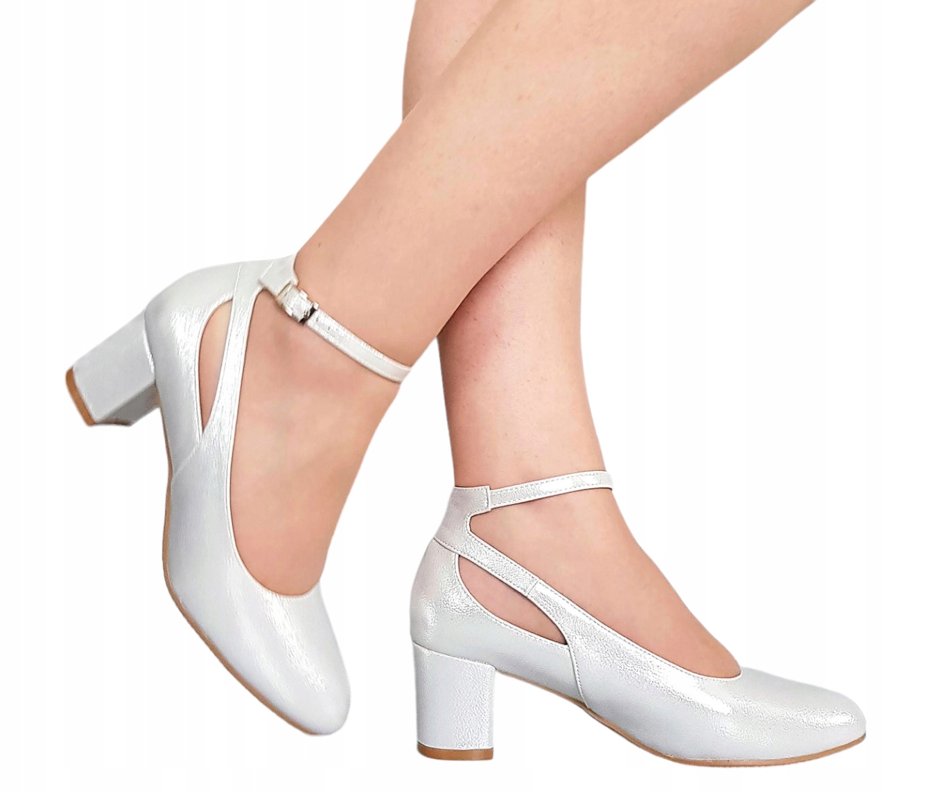 SREBRNE PERŁOWE OZDOBNE WYCINANE BUTY CZÓŁENKA Z PASECZKIEM SŁUPEK 6 cm 41