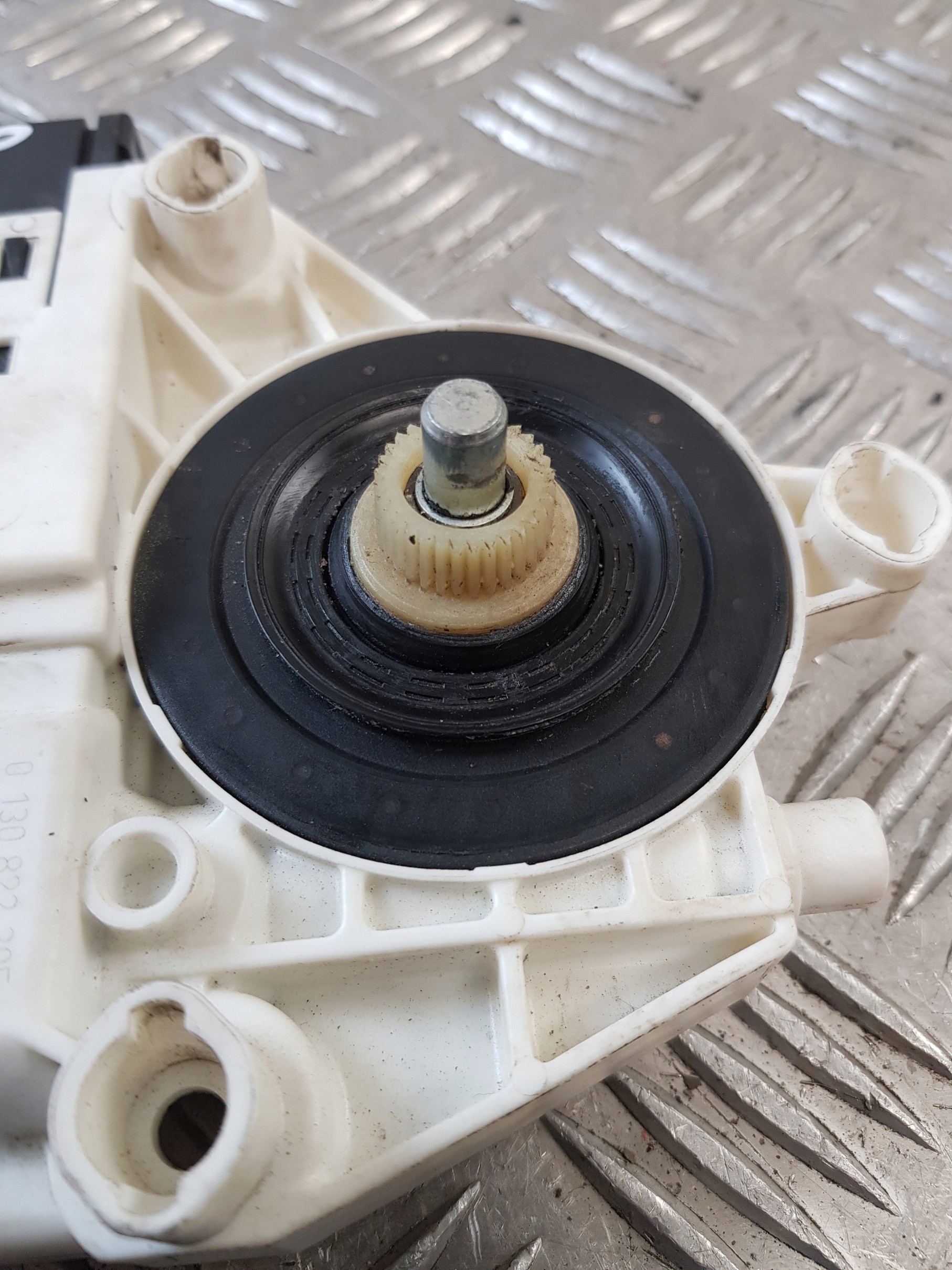 mini motor windows right front 8P0959802A AUDI A3 8P 04R