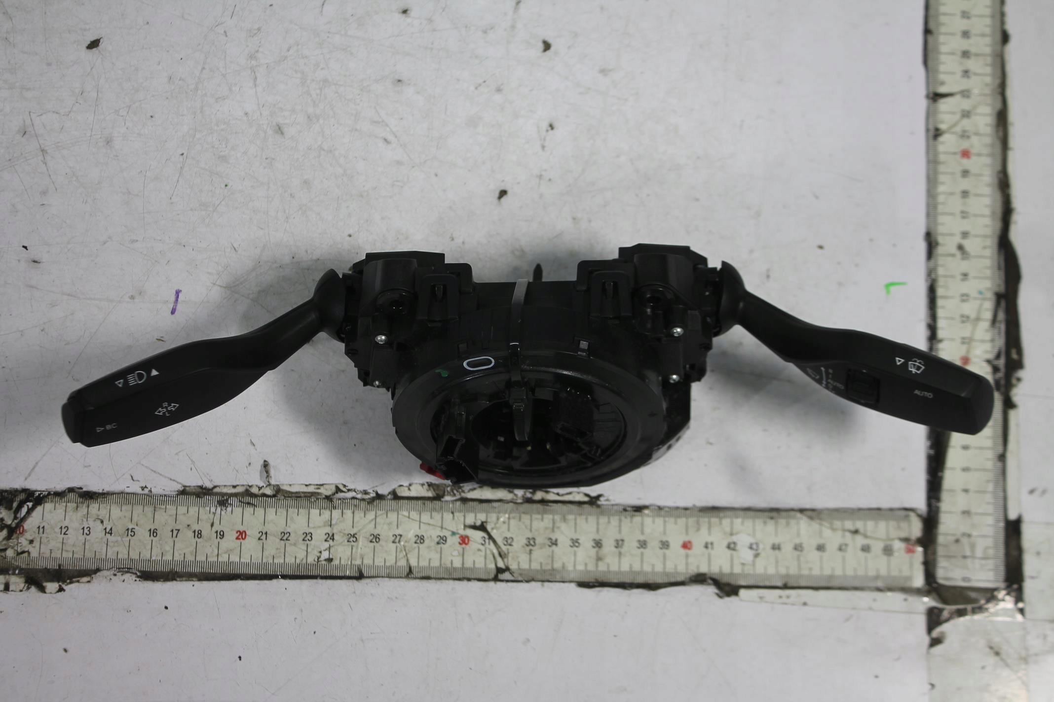 steering wheel levers and controls ring 7944079 BMW G30 G31 17