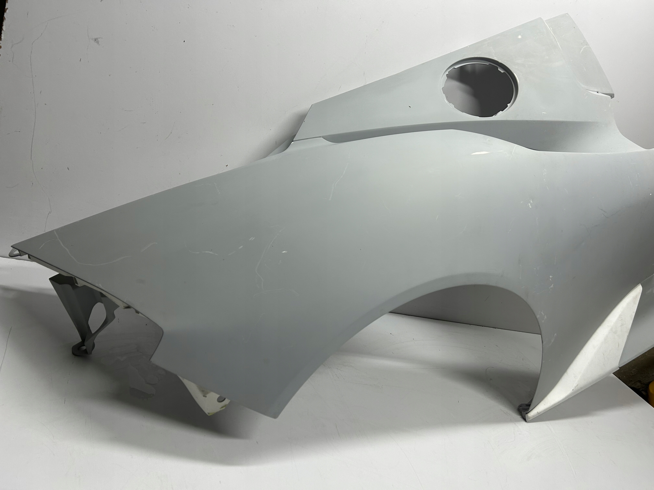 MASERATI MC20 Coupe parafango posteriore Destra Rear Right Fender
