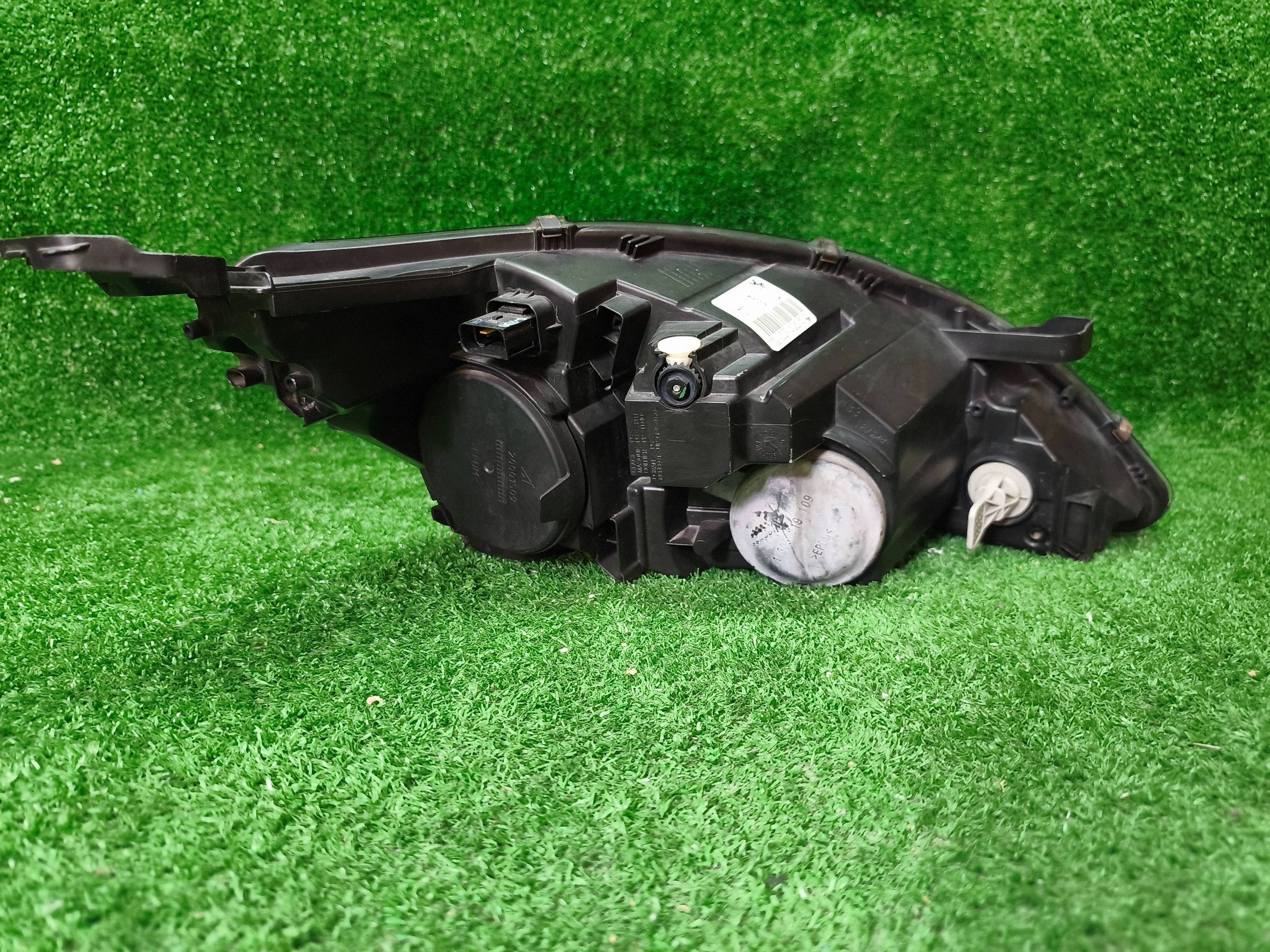 REFLEKTOR left front PEUGEOT 308 II T9 14- NR.1591