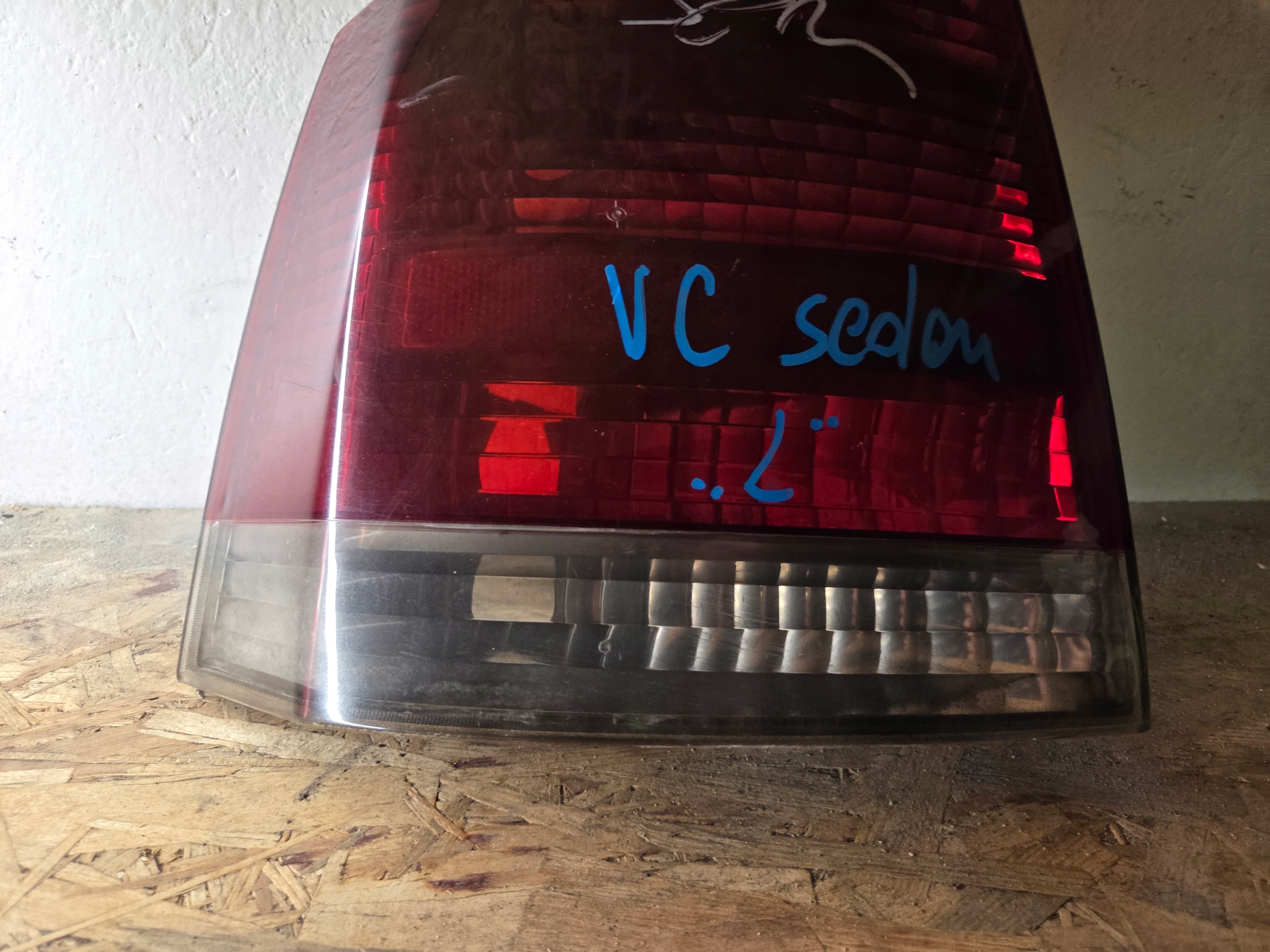 light left rear part left rear OPEL VECTRA C sedan 9185945
