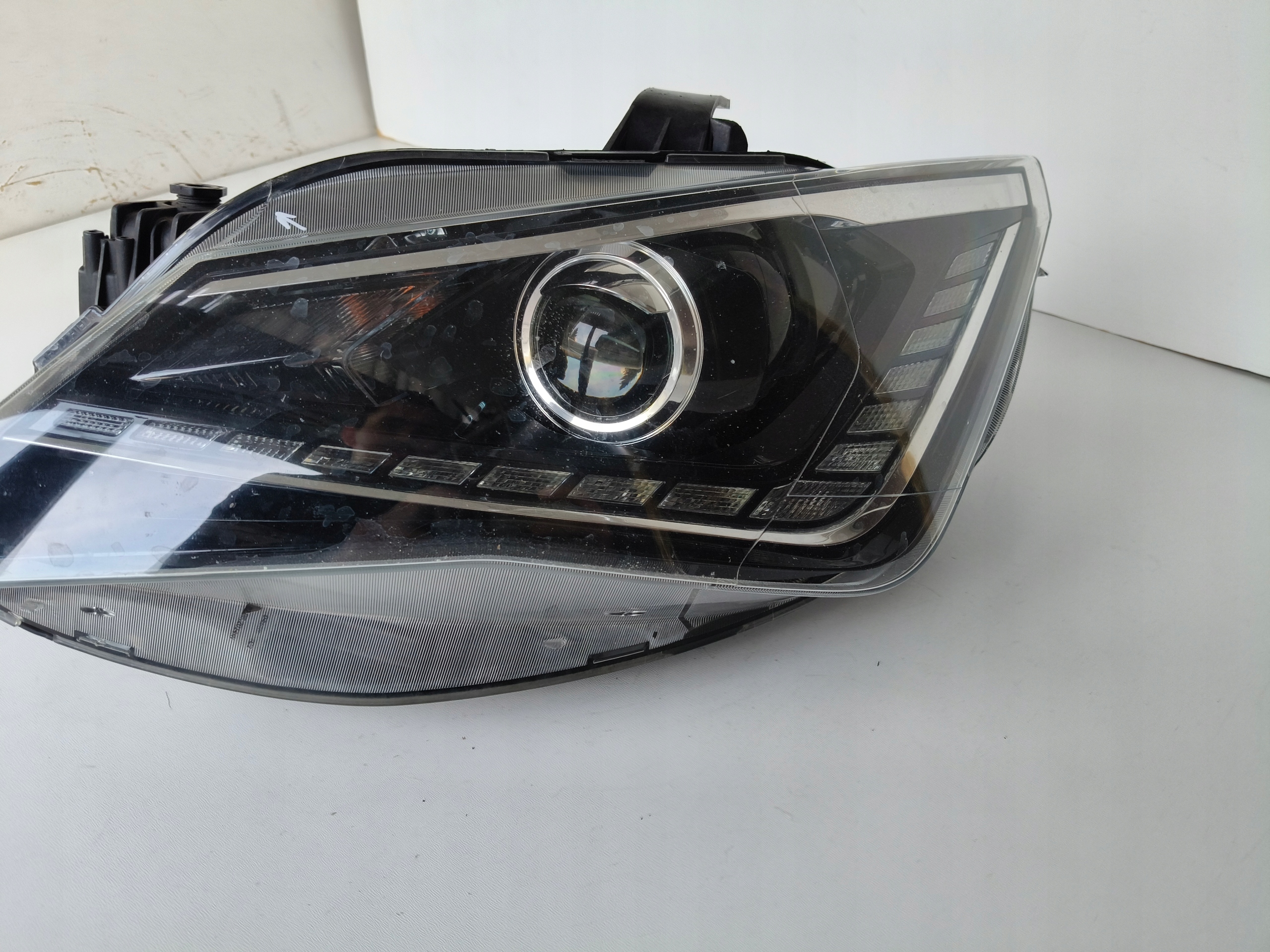 light left REFLEKTOR SEAT IBIZA 6J 6J0 12- LIFT XENON LED