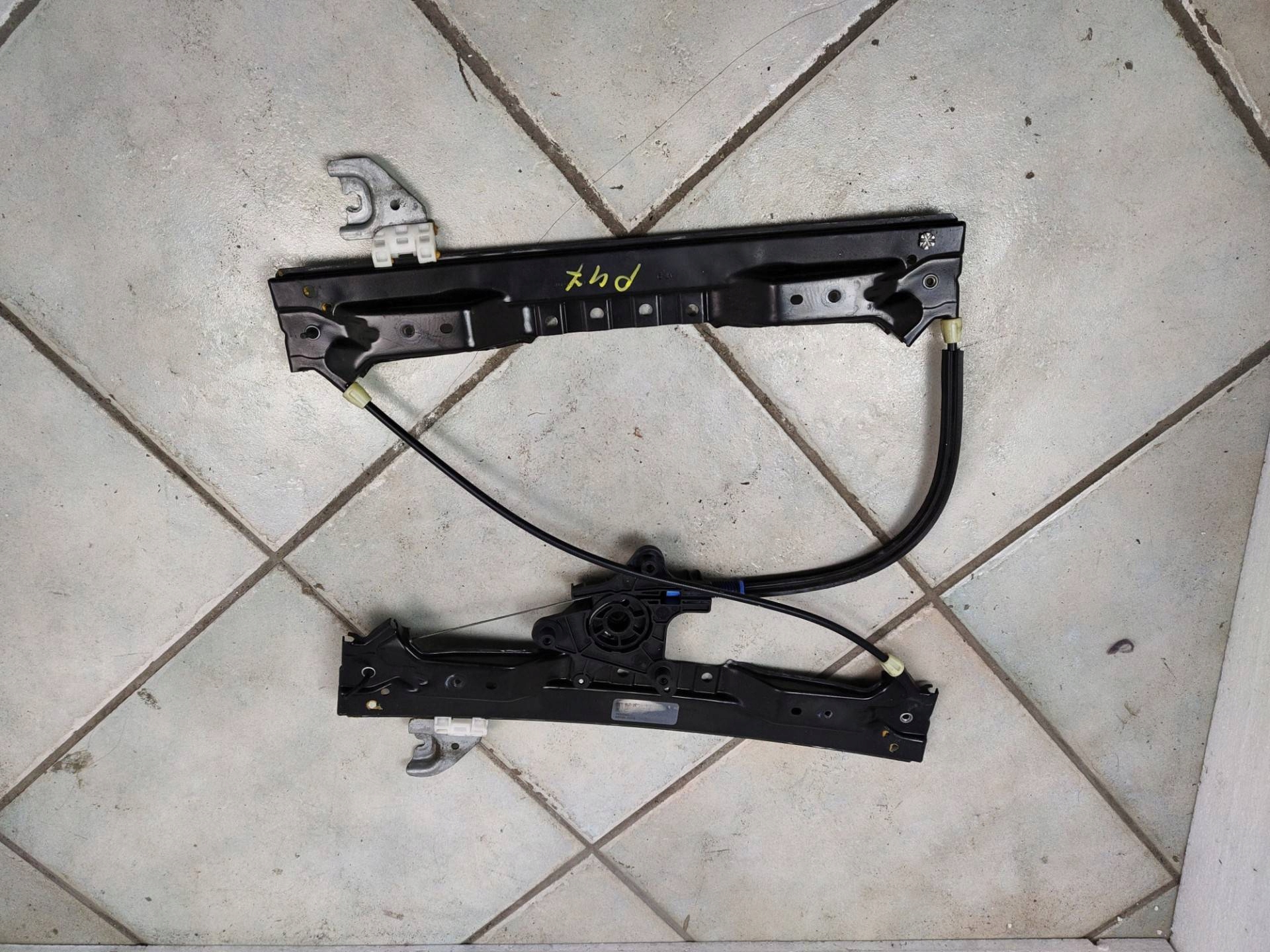 window regulator electrical rear part right side Chrysler Town and Country 5