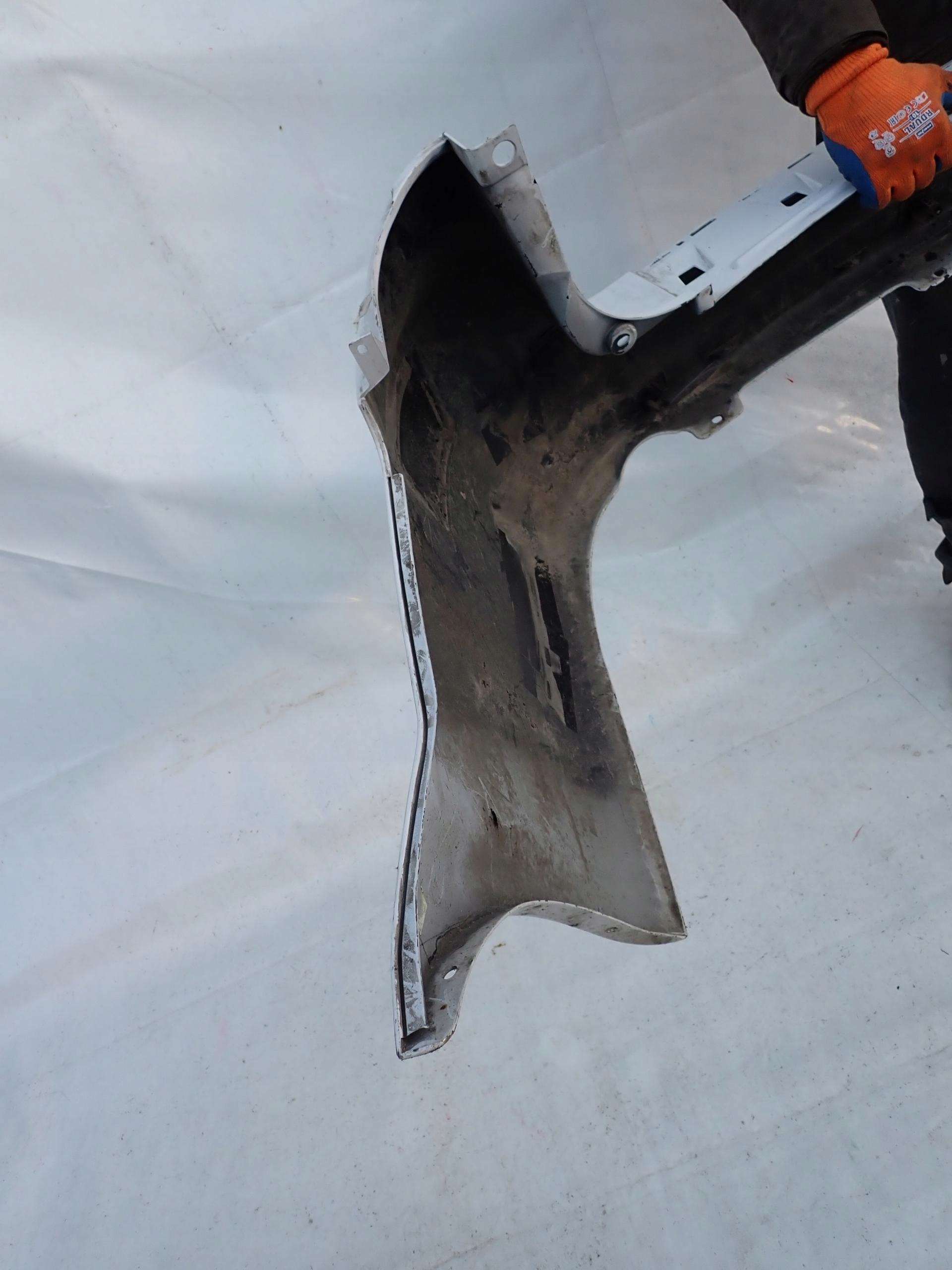 CHRYSLER VOYAGER LIFT 10- bumper rear part rear PDC