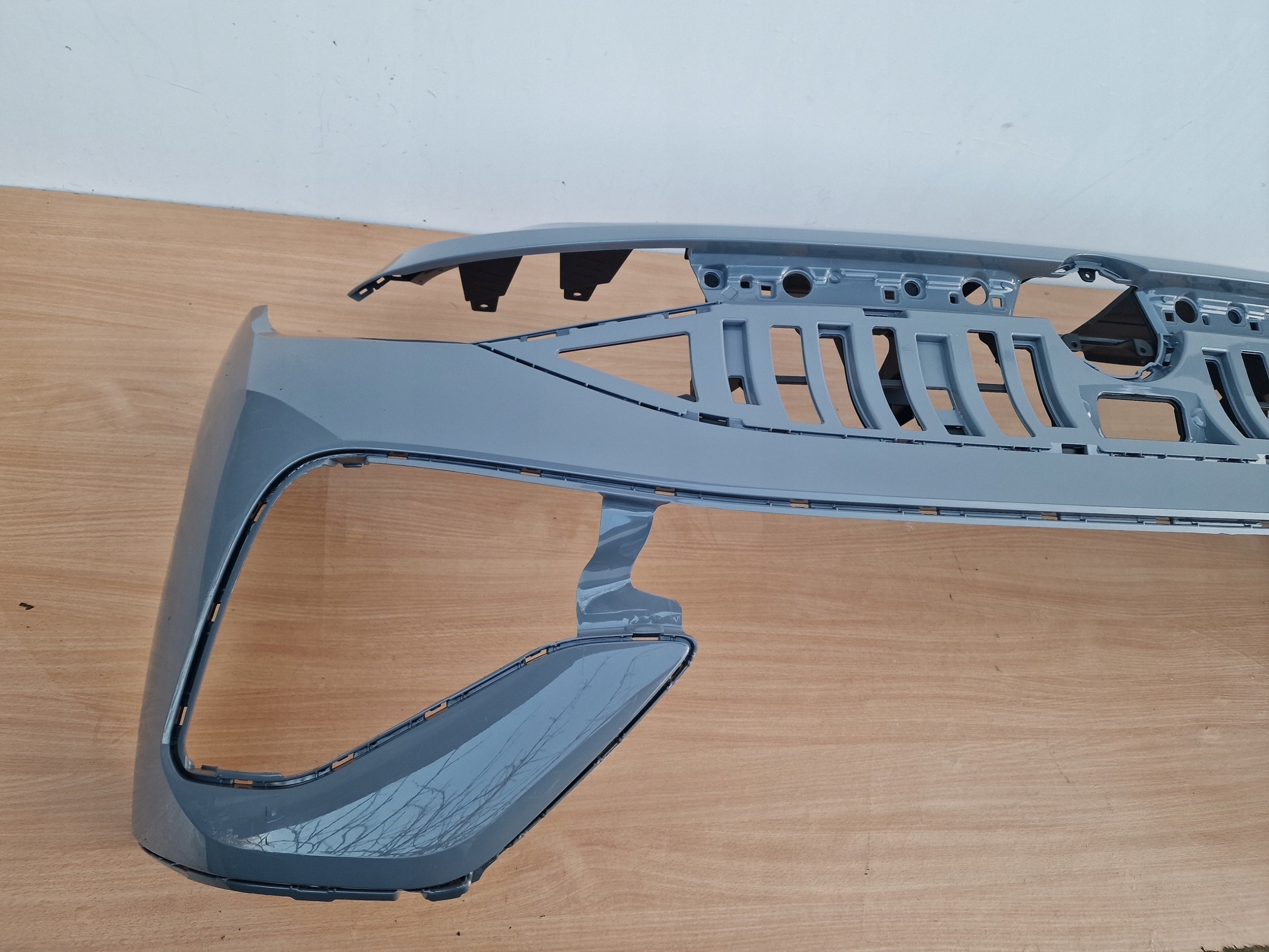 VW ID5 ID.5 bumper front cap MONDSTEINGRAU
