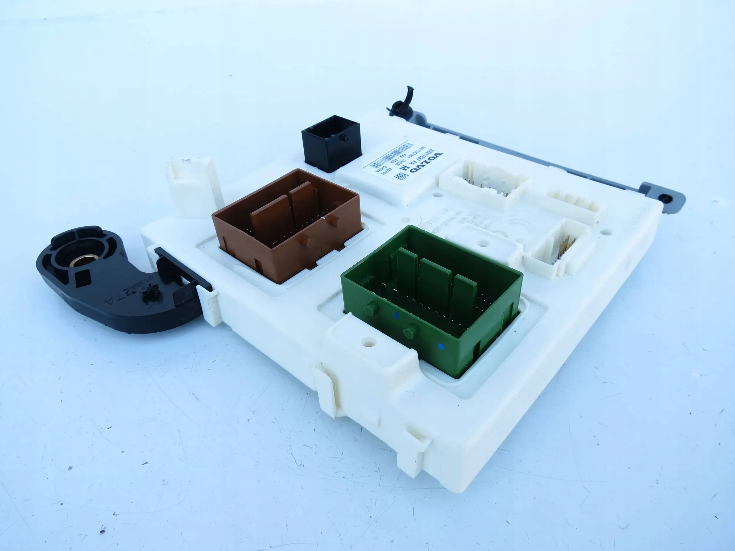 module control unit compartment BSI of fuses 32217667 VOLVO XC60 II 17