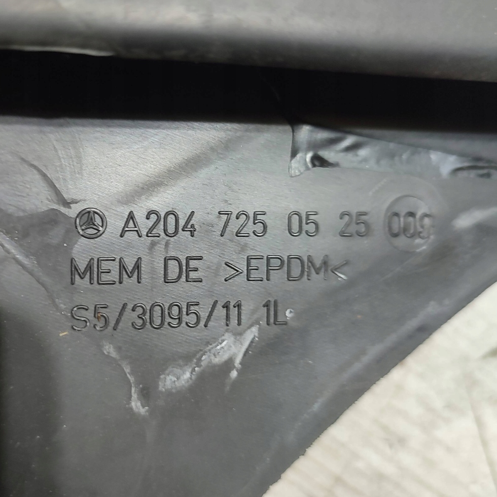 Mercedes-Benz GLK (X204) 2013 front left gasket windows door przednich