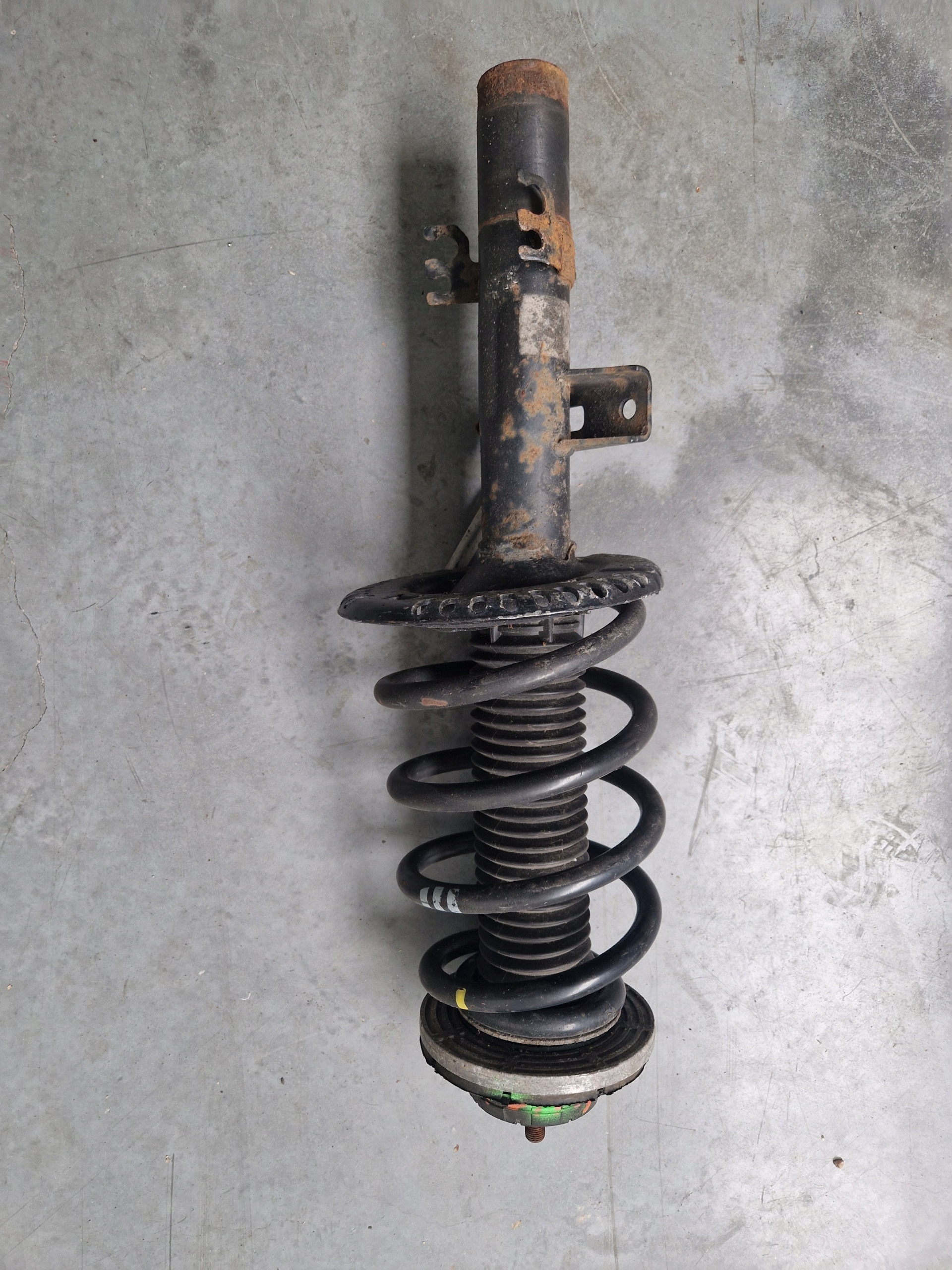 shock absorber spring VW T5 LIFT 09-15R 2.0 TDI