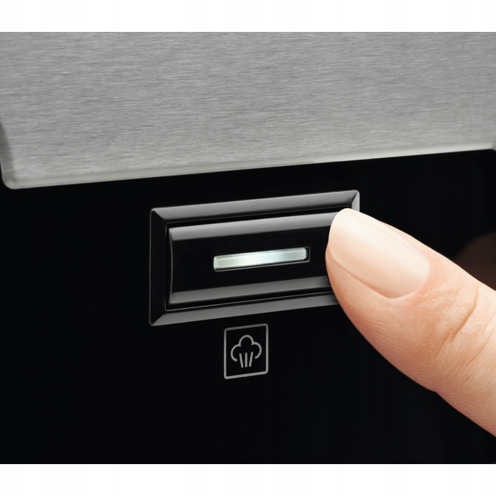 PIEKARNIK PAROWY AEG STEAMBAKE 6000 PYROLIZA BPK556320M "OD RĘKI" EAN (GTIN) 7332543565580