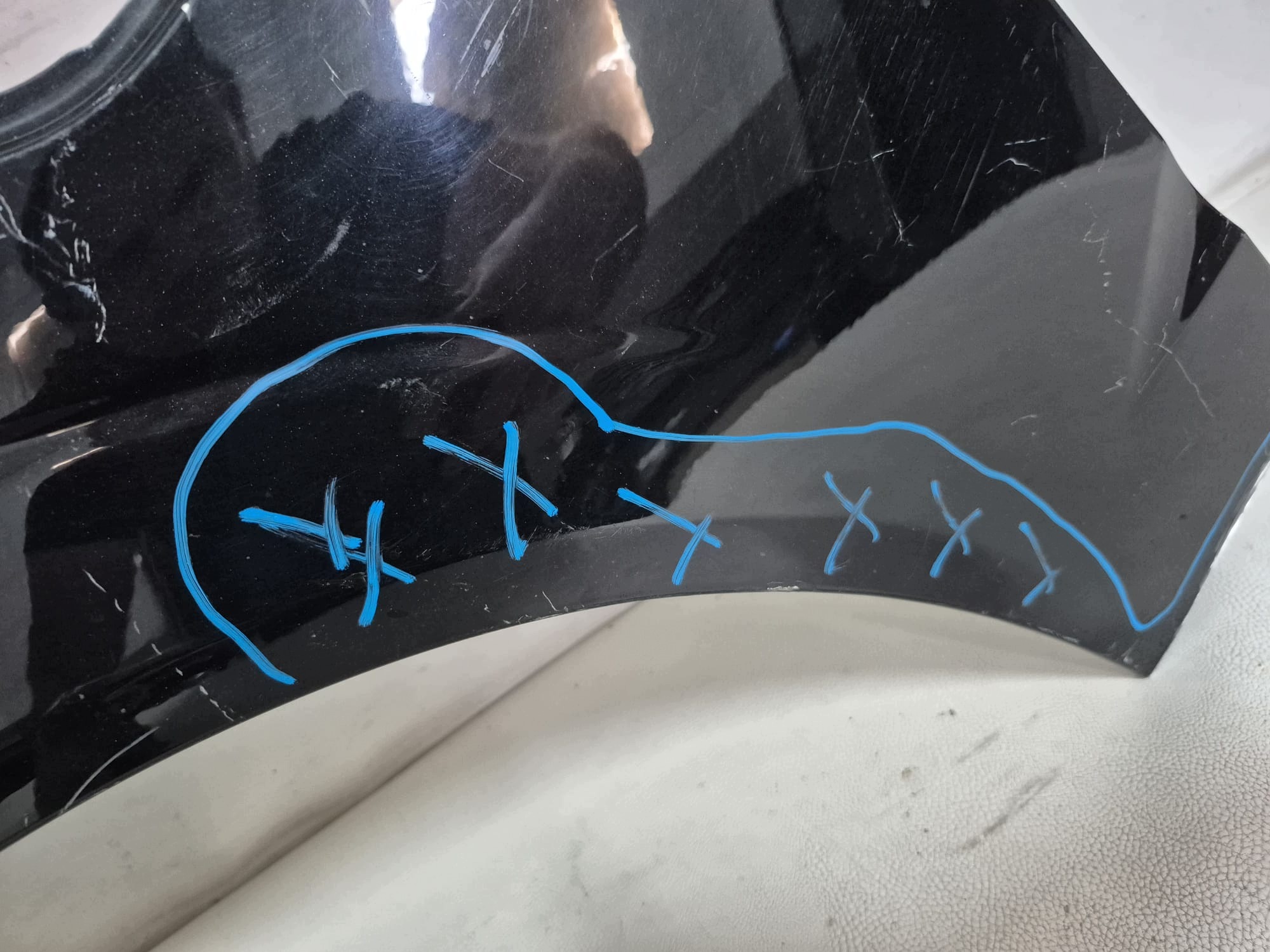 VOLVO XC60 II 2 spoiler-IN HYBRID 17-> fender front front left