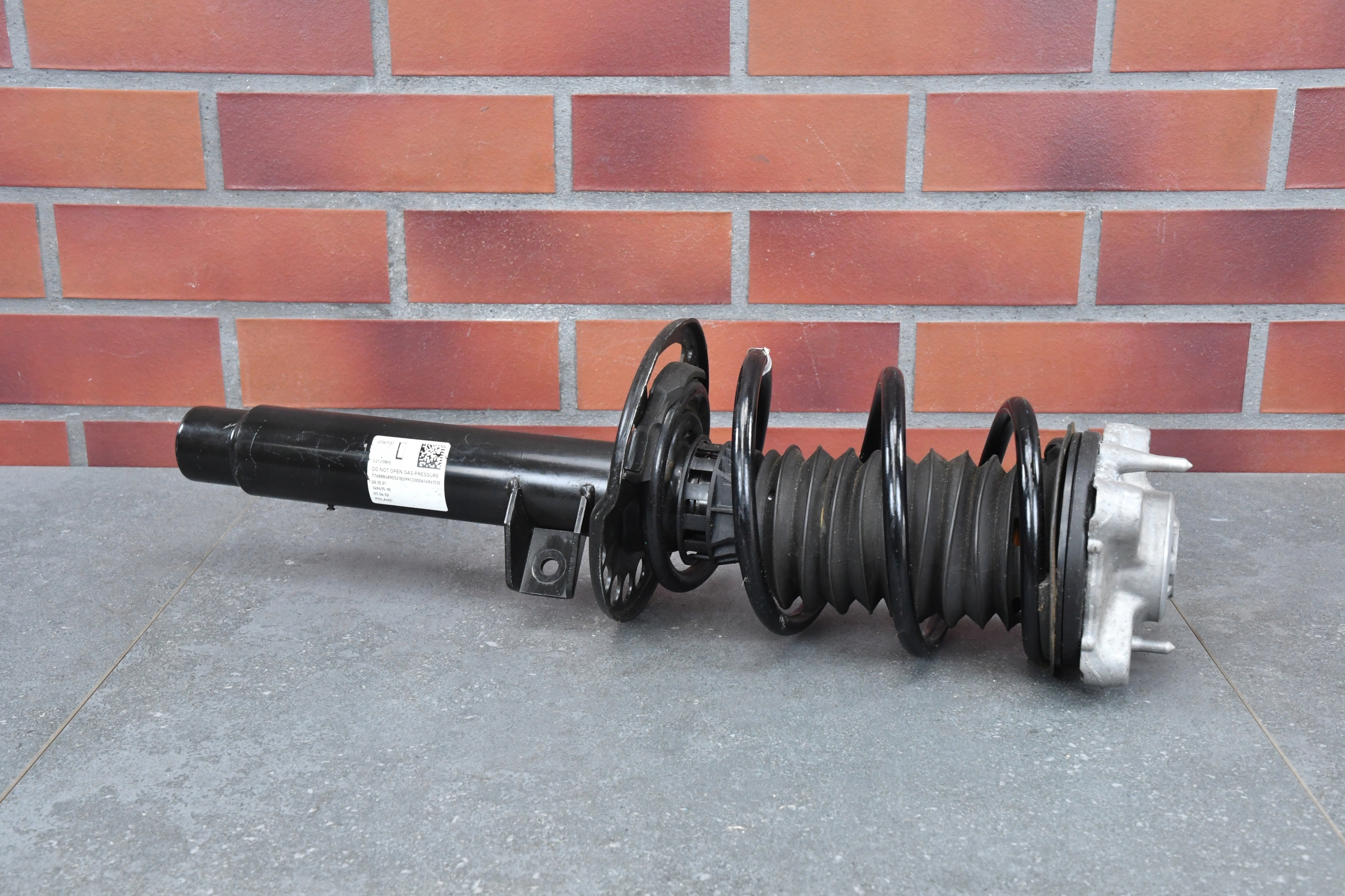 shock absorber left front front BMW 3 G21 3 G21 LCI 6888489 3309km