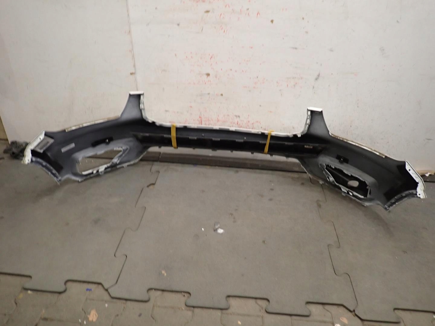 bumper front front VOLVO XC40 2017- 31449369