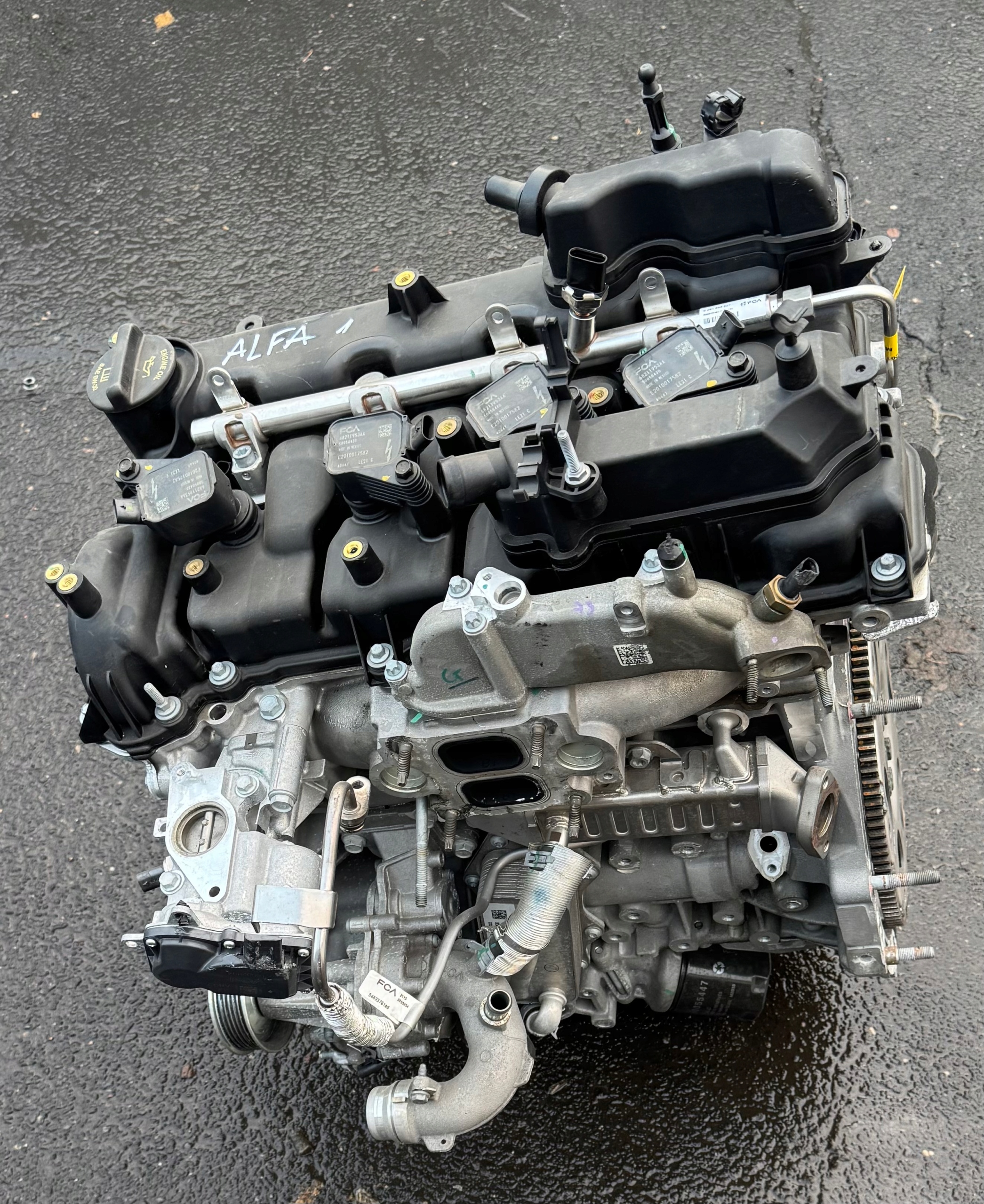 Alfa Romeo OE 55273835 двигатель комплектный