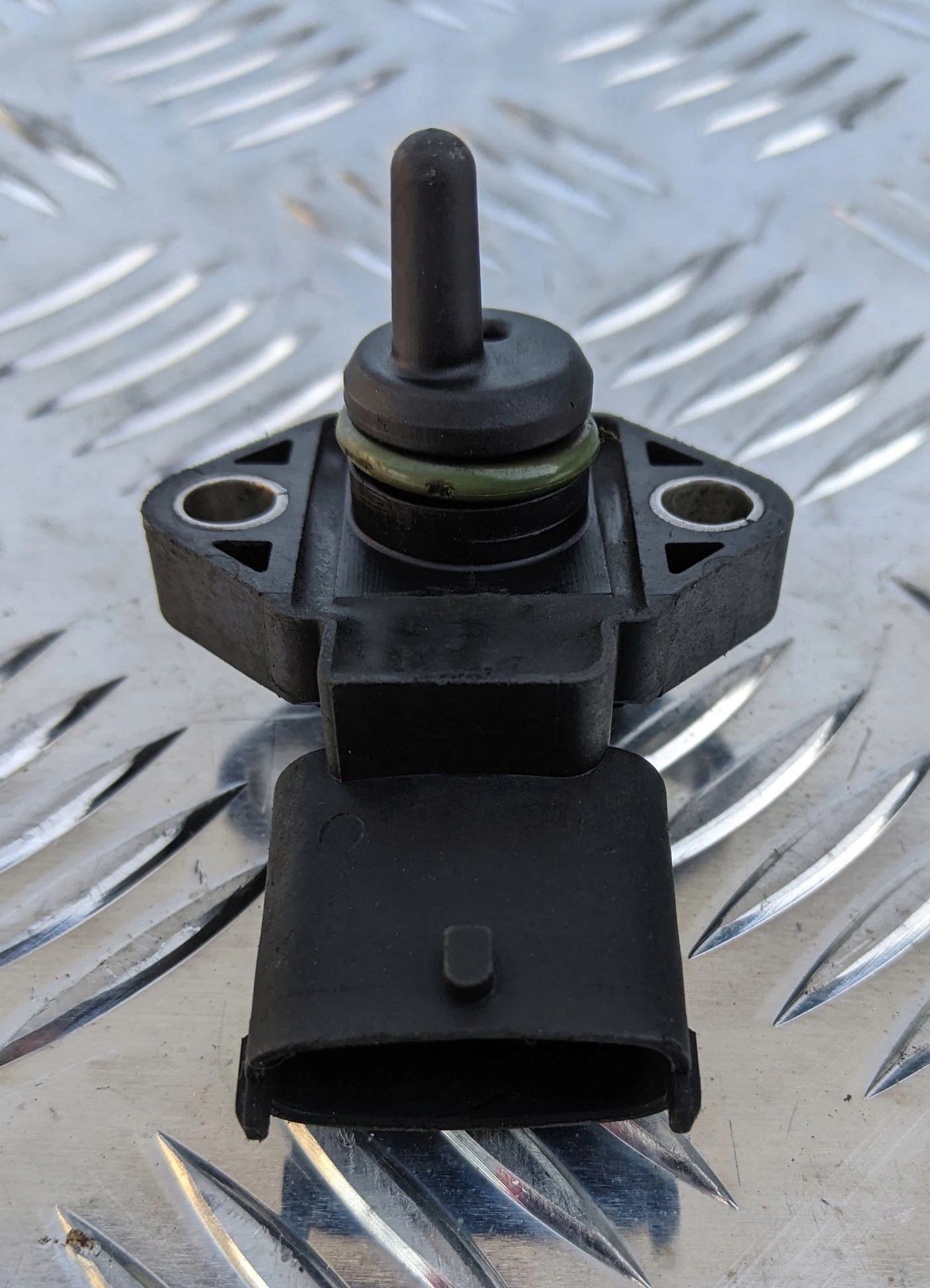 ДАТЧИК ТЕМПЕРАТУРИ ВПУСКНОГО ПОВІТРЯ DAF X 105