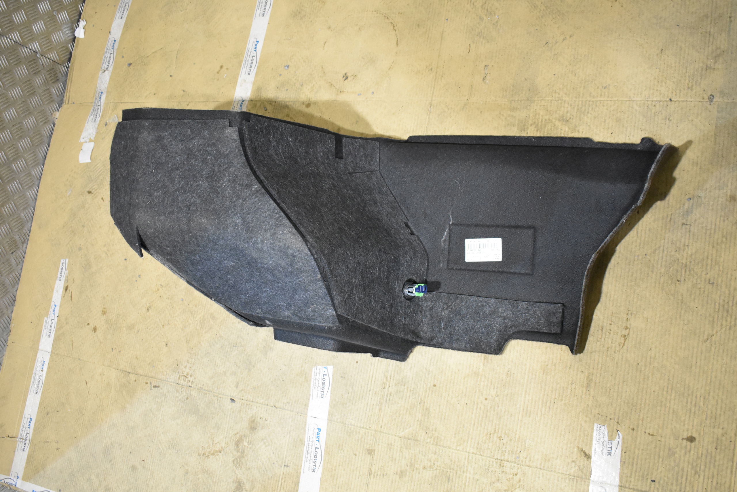 side upholstery boot rear left PORSCHE PANAMERA 971 BRAZOWA 1