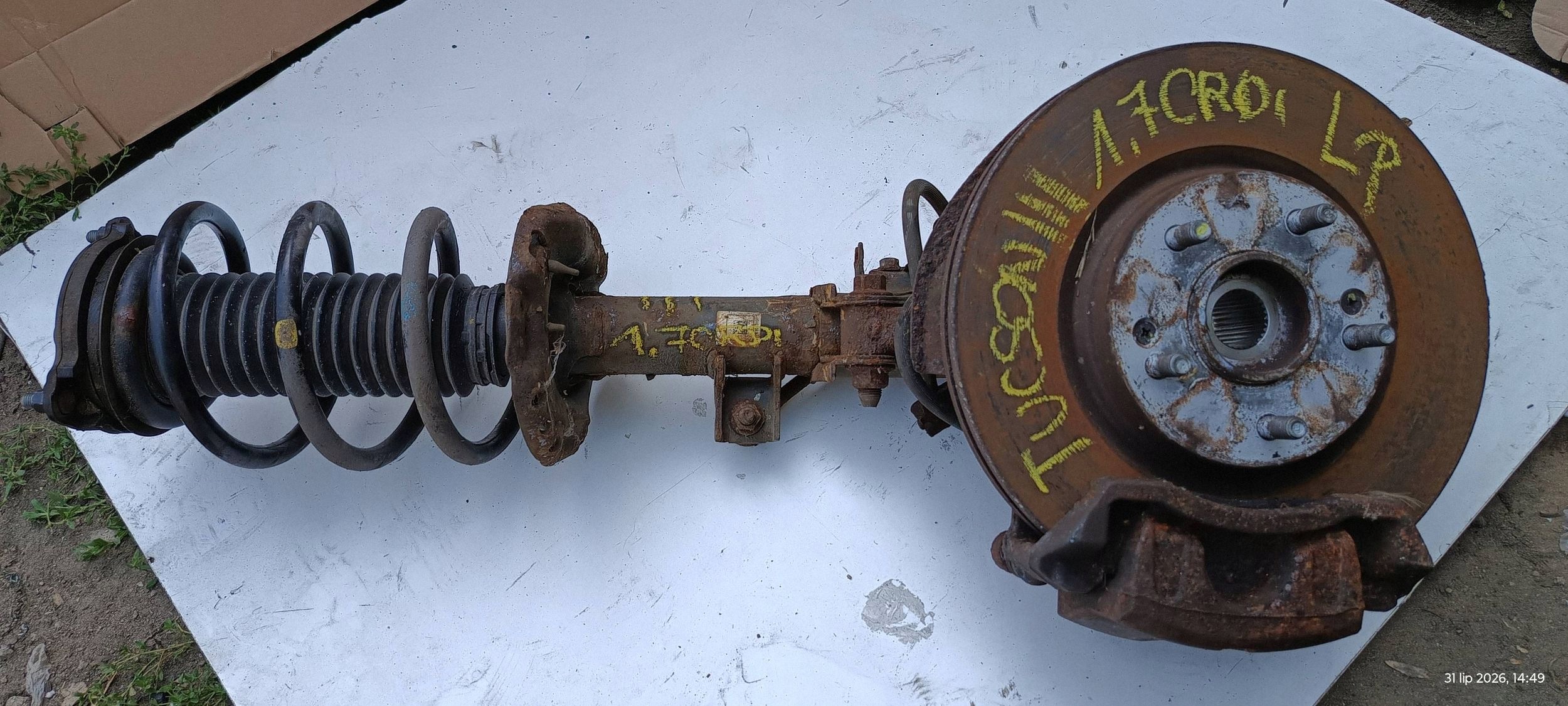 swing shock absorber left front HYUNDAI TUCSON III 1.7 CRDI 54650-D7000