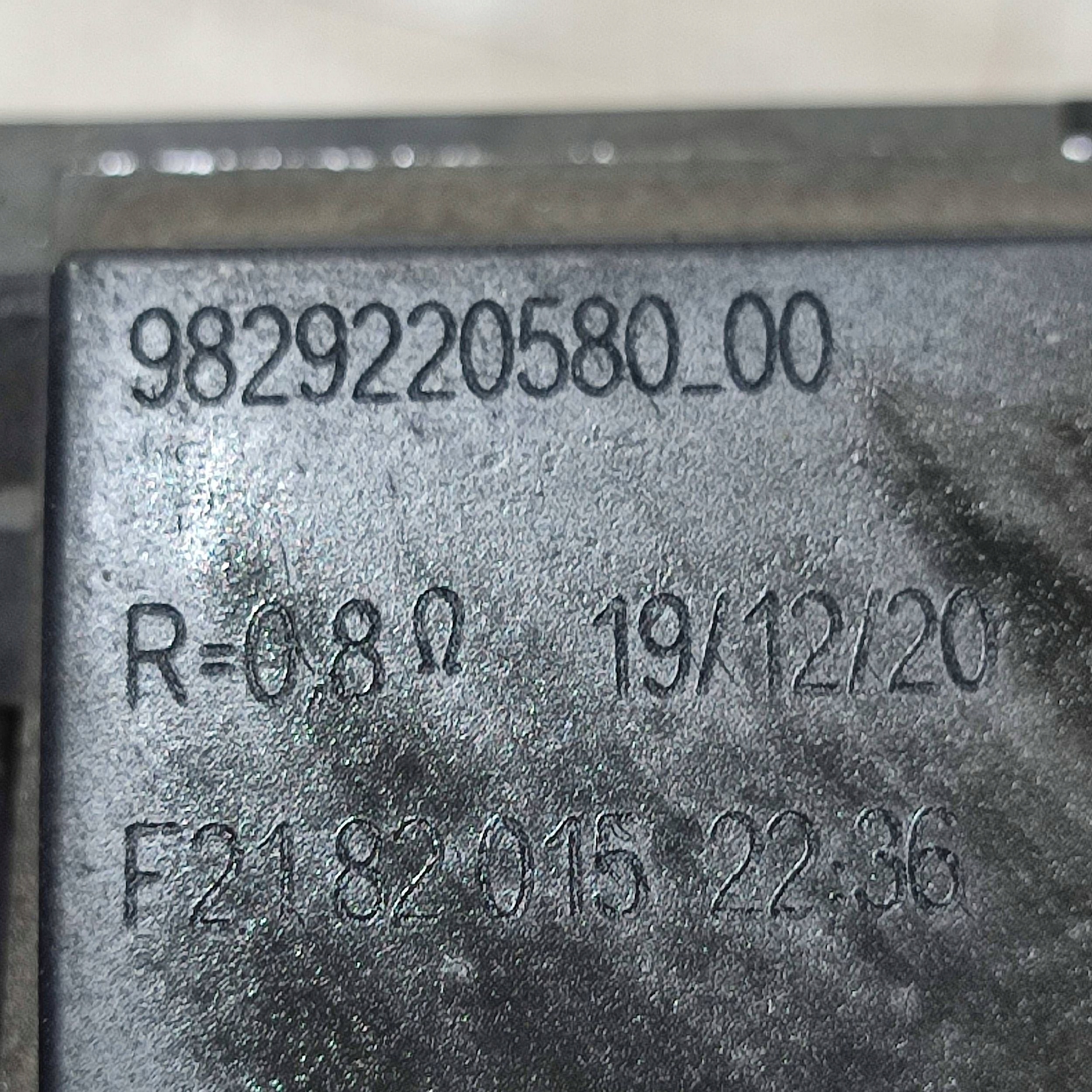 gebläsewiderstand Opel Corsa F 9829220580