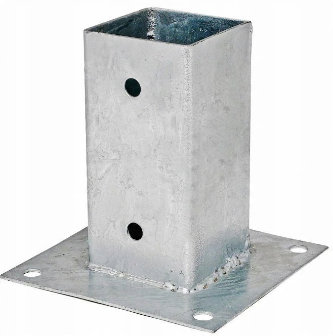 

Podstawa Słupa płaska przykrecana 71*71*150MM ogro