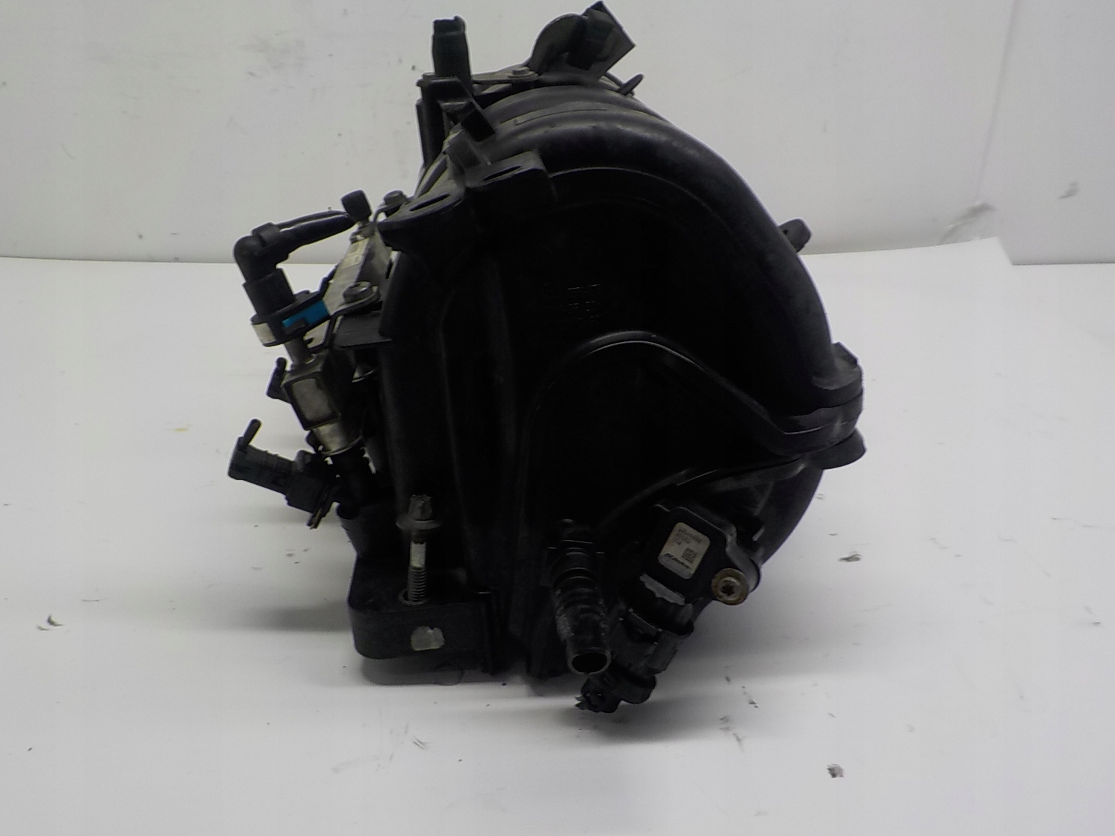 OPEL CORSA E 1.2 1.4 intake manifold injectors injection ramp 55584978