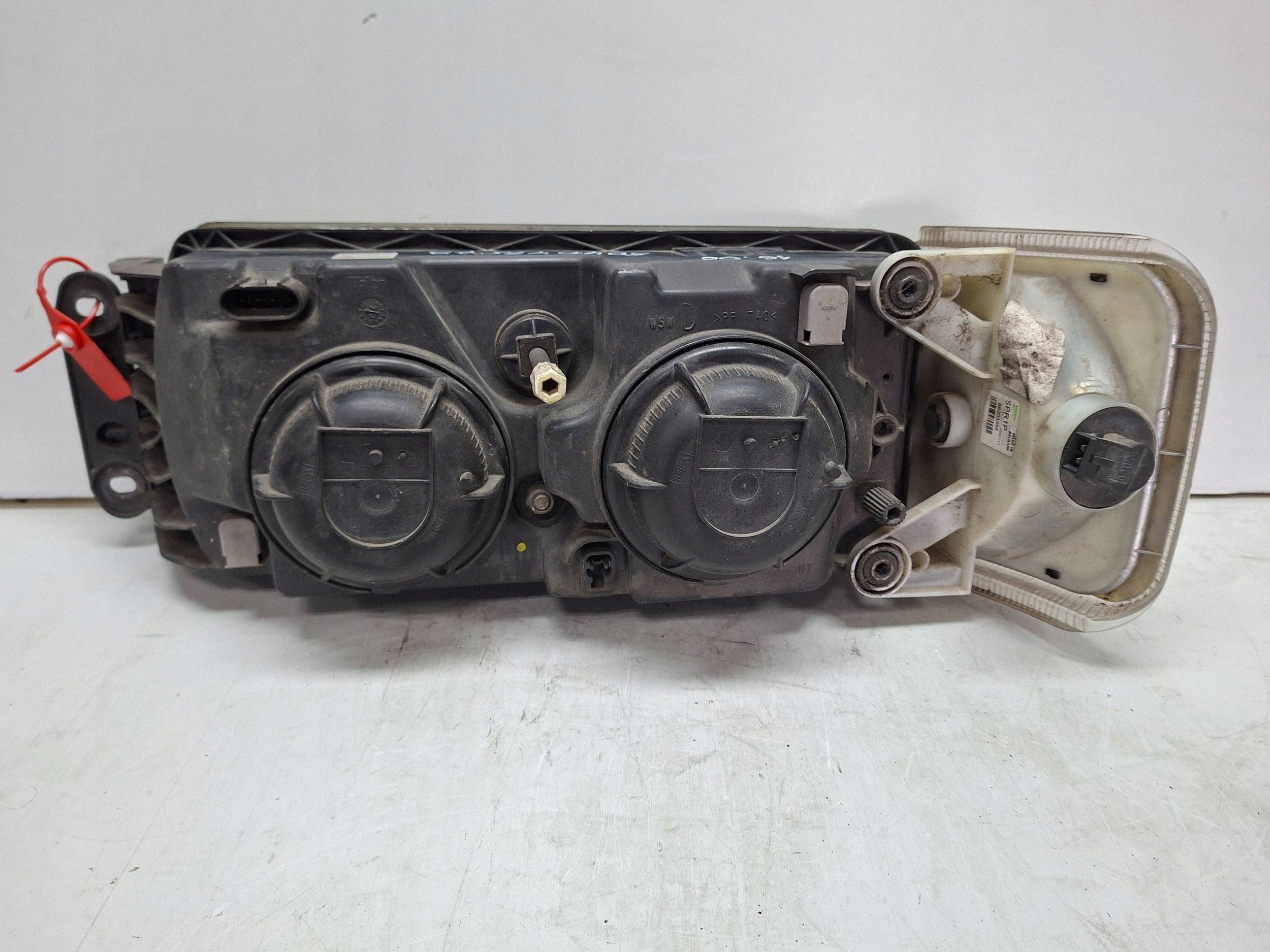 light front right 504047579 IVECO EUROCARGO