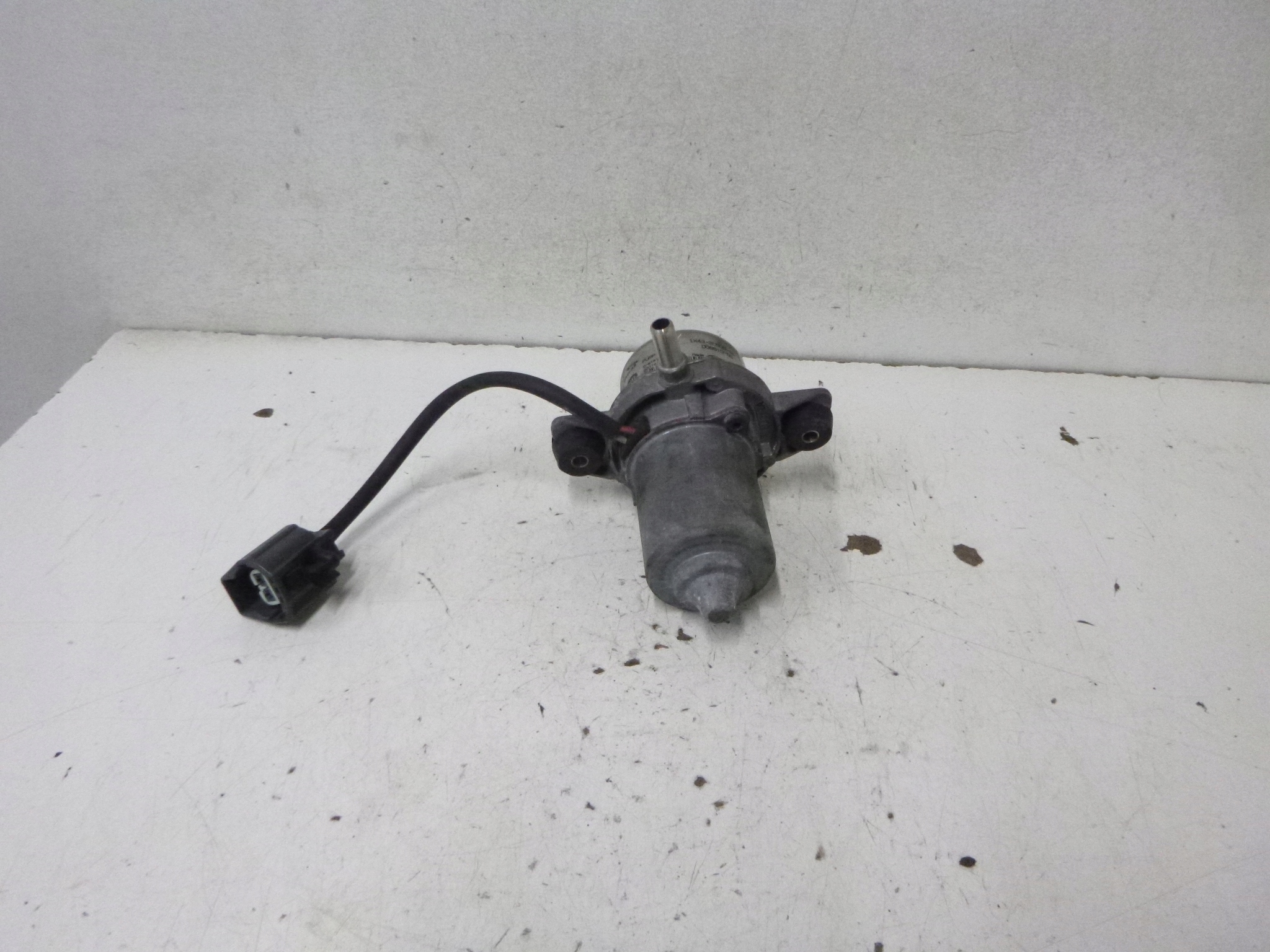 PUMPA CIRKULACIJE VODE ELEKTROVENTIL JAGUAR X TYPE 2.1