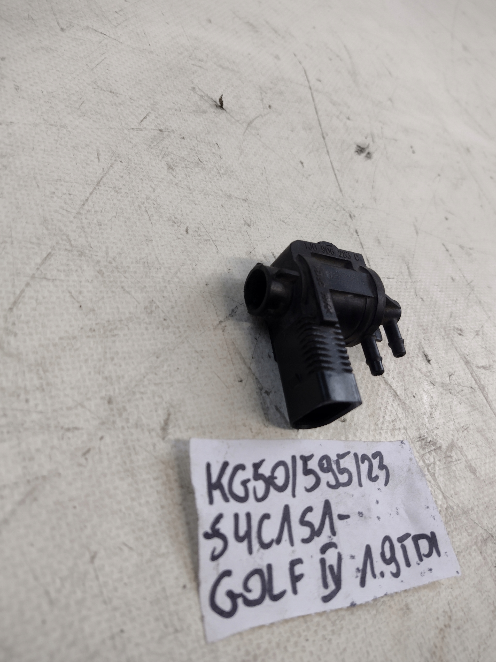 Sensor Unterdruck Volkswagen Golf IV 1,9TDI 1J0906283C