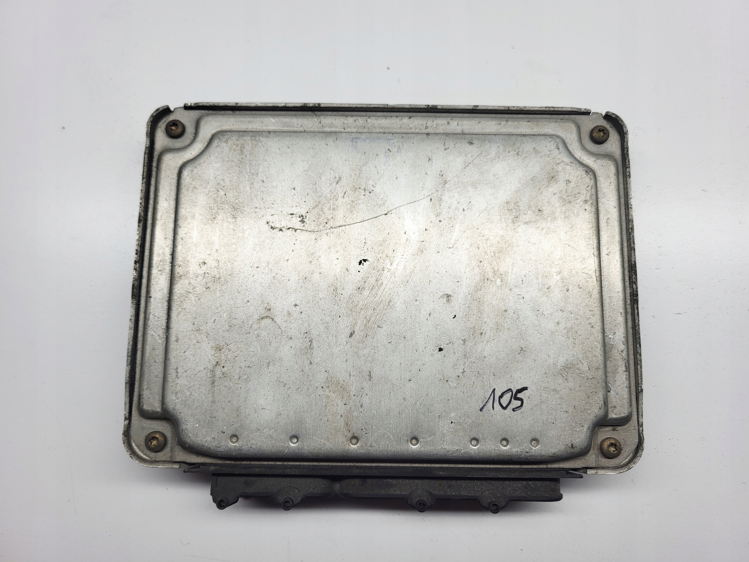computer control unit of the engine VW POLO III 1.4B 030906032DT 0261207593