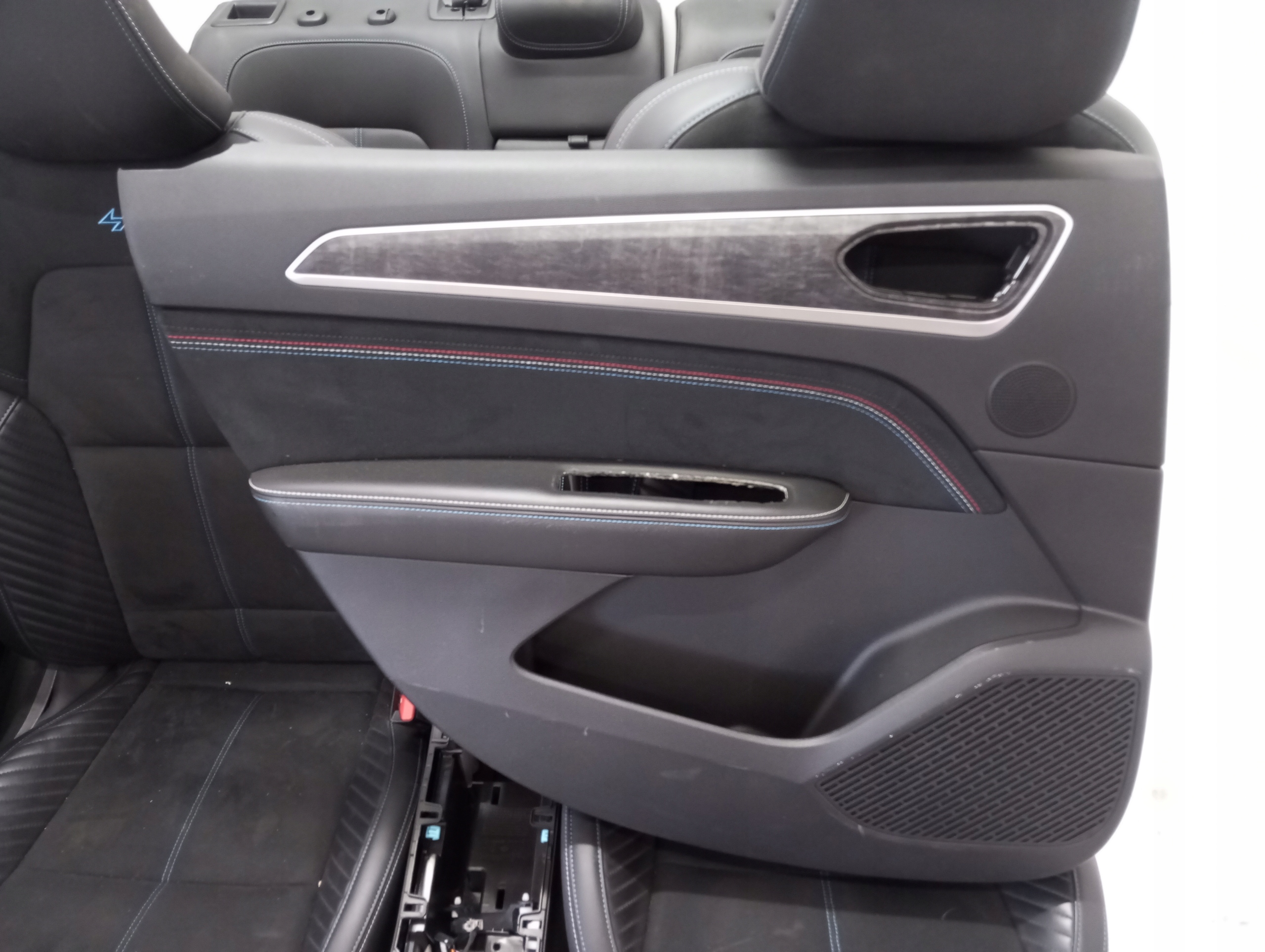 seats POL leather upholstery RENAULT ARKANA