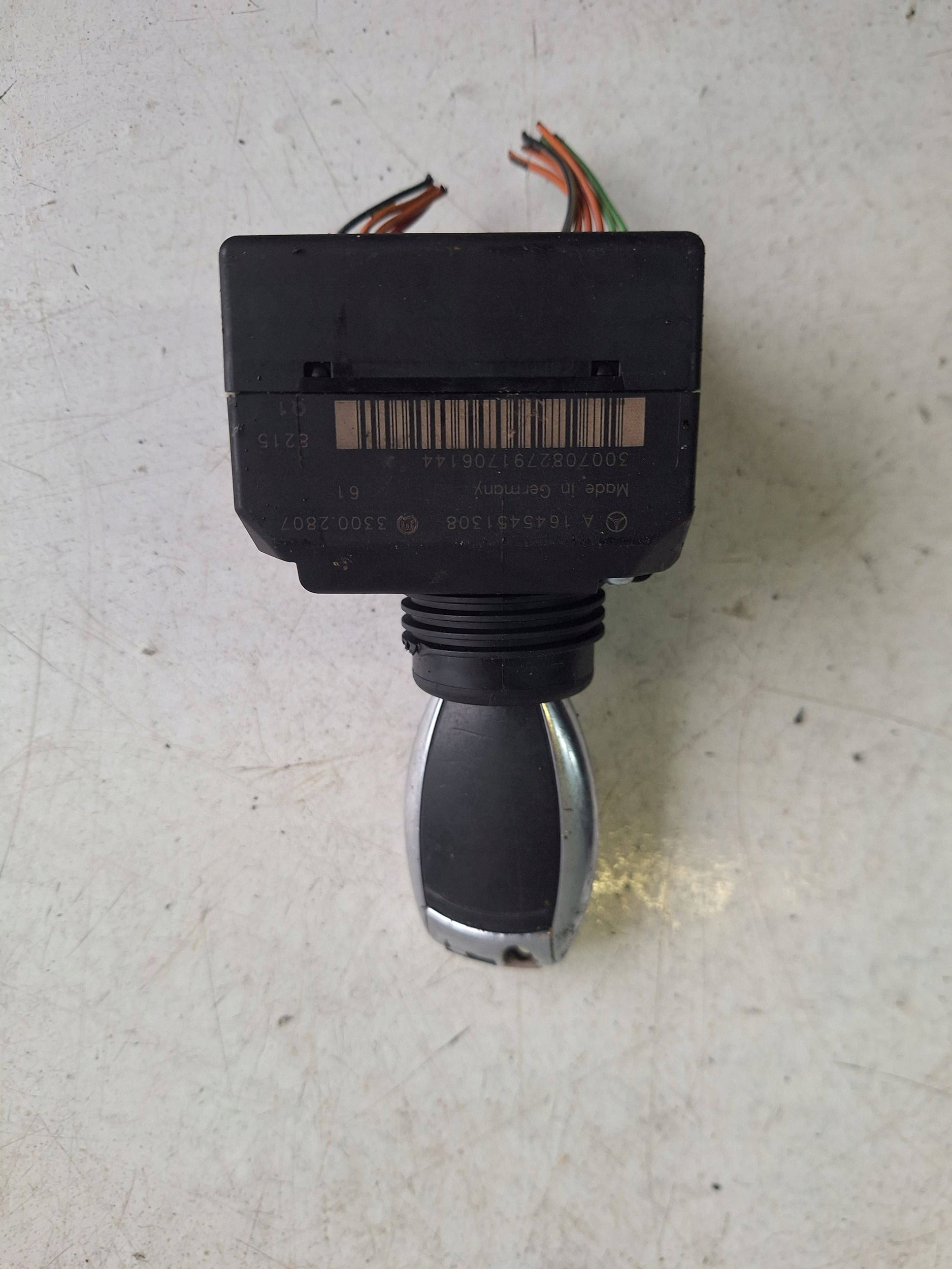 Mercedes-Benz ML W164 05-08 ignition + key A1645451308