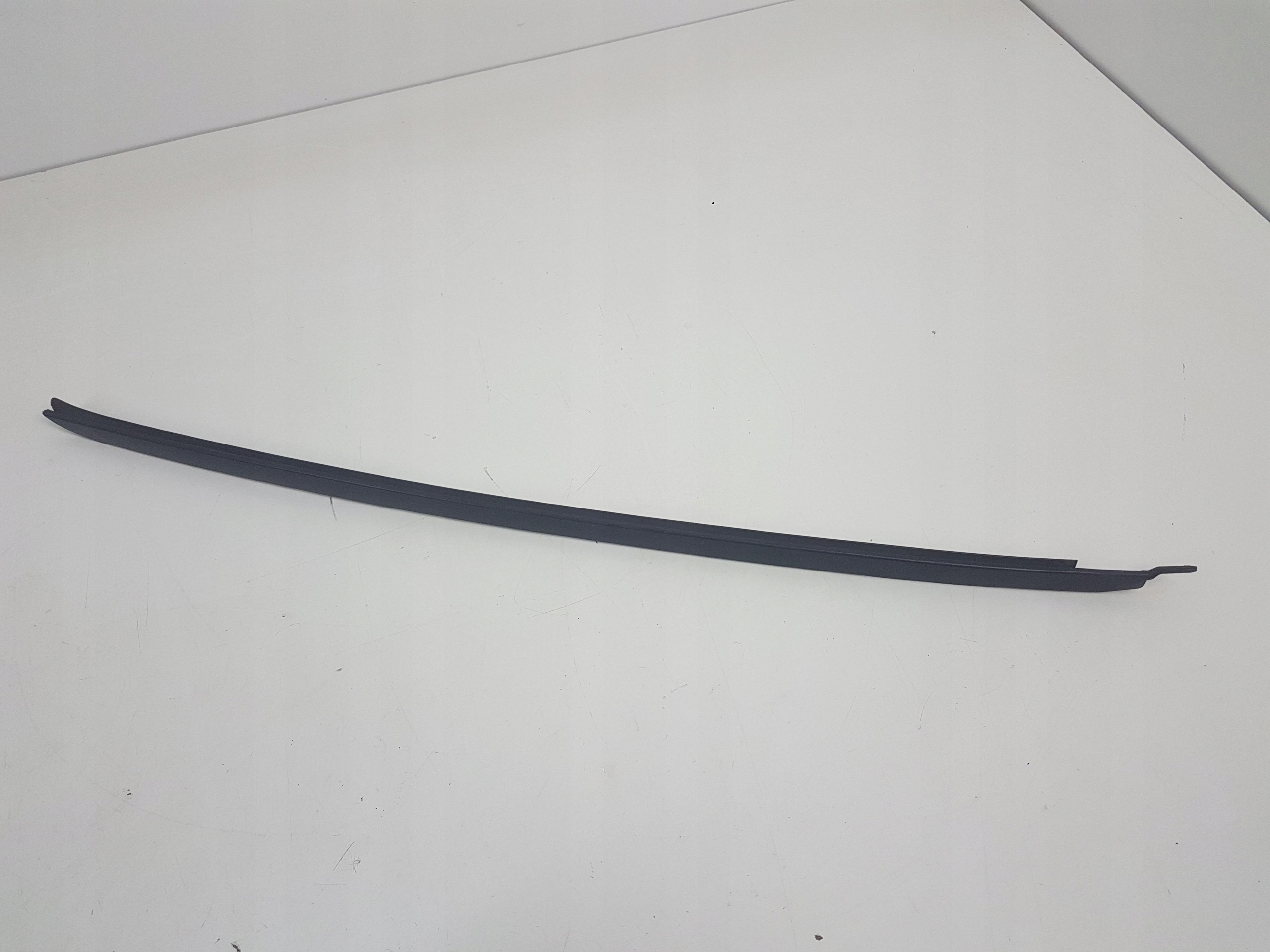 BMW X6 F16 moulding windows front right 7462218