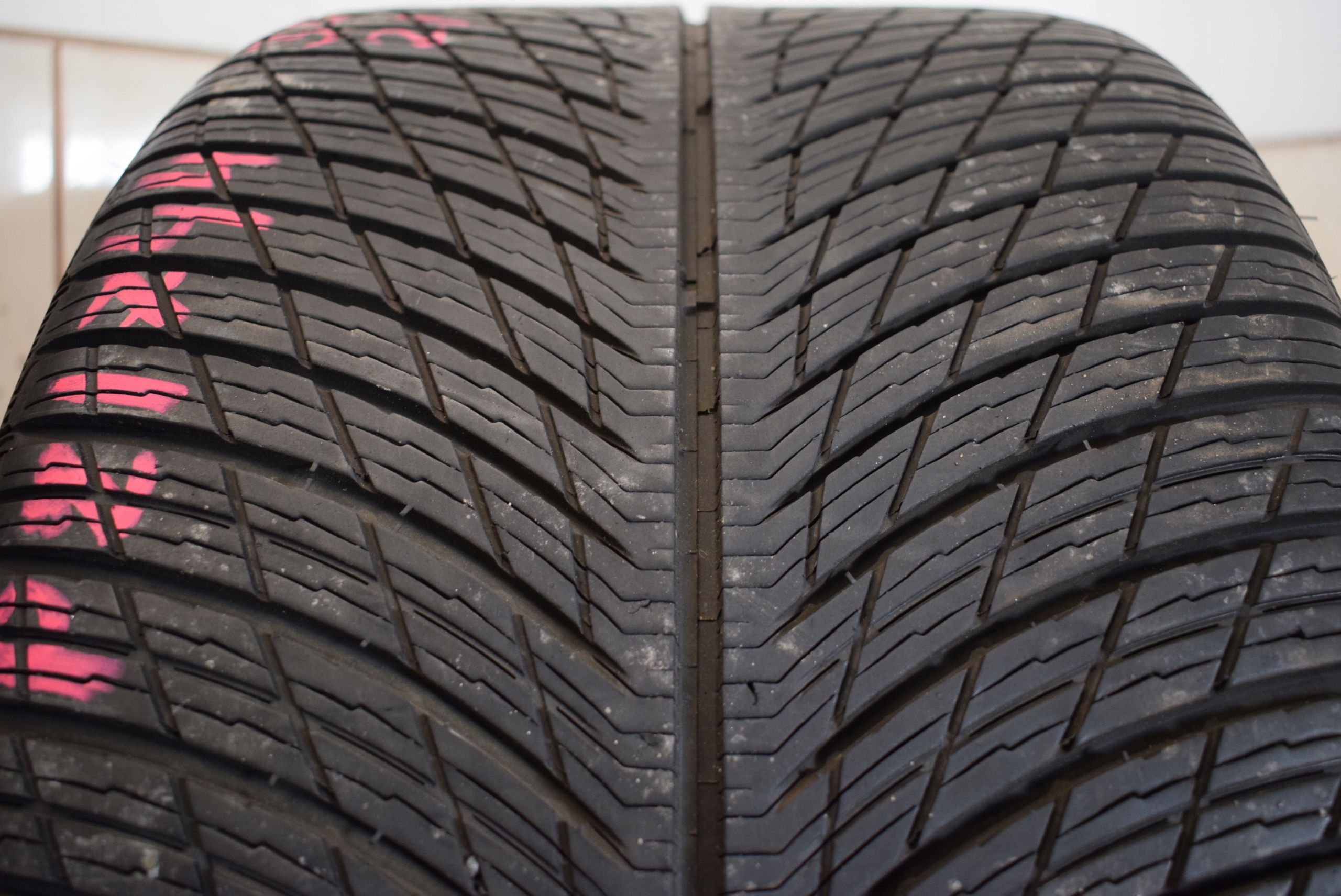 R21 295/30 Michelin Pilot Alpin 5 NAO Pojedyncza