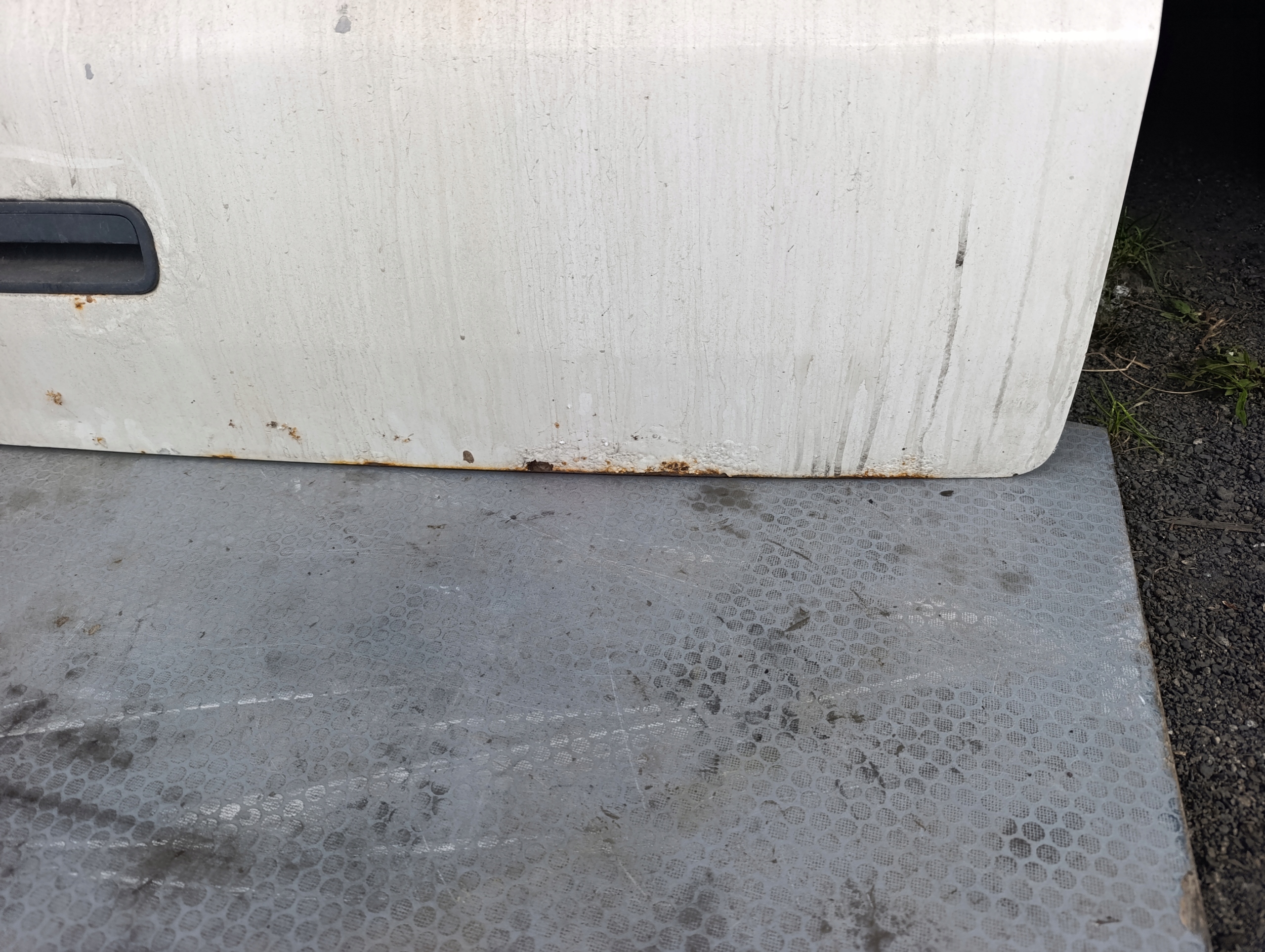 VW T5 T5 LIFT trunk door cover boot rear part complete biala