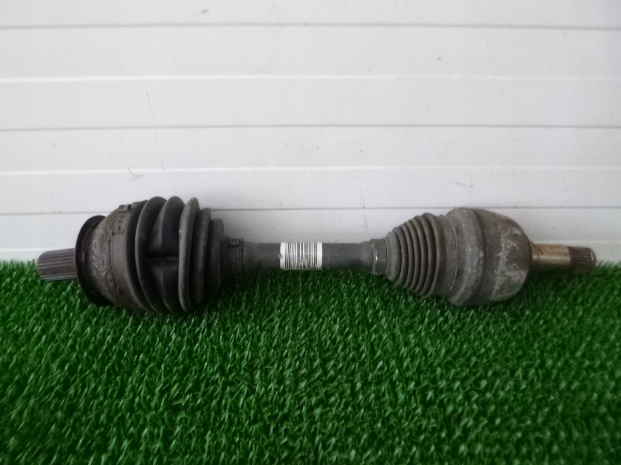 MERCEDES W176 W246 1.8 CDI semi-axis left A2463303100
