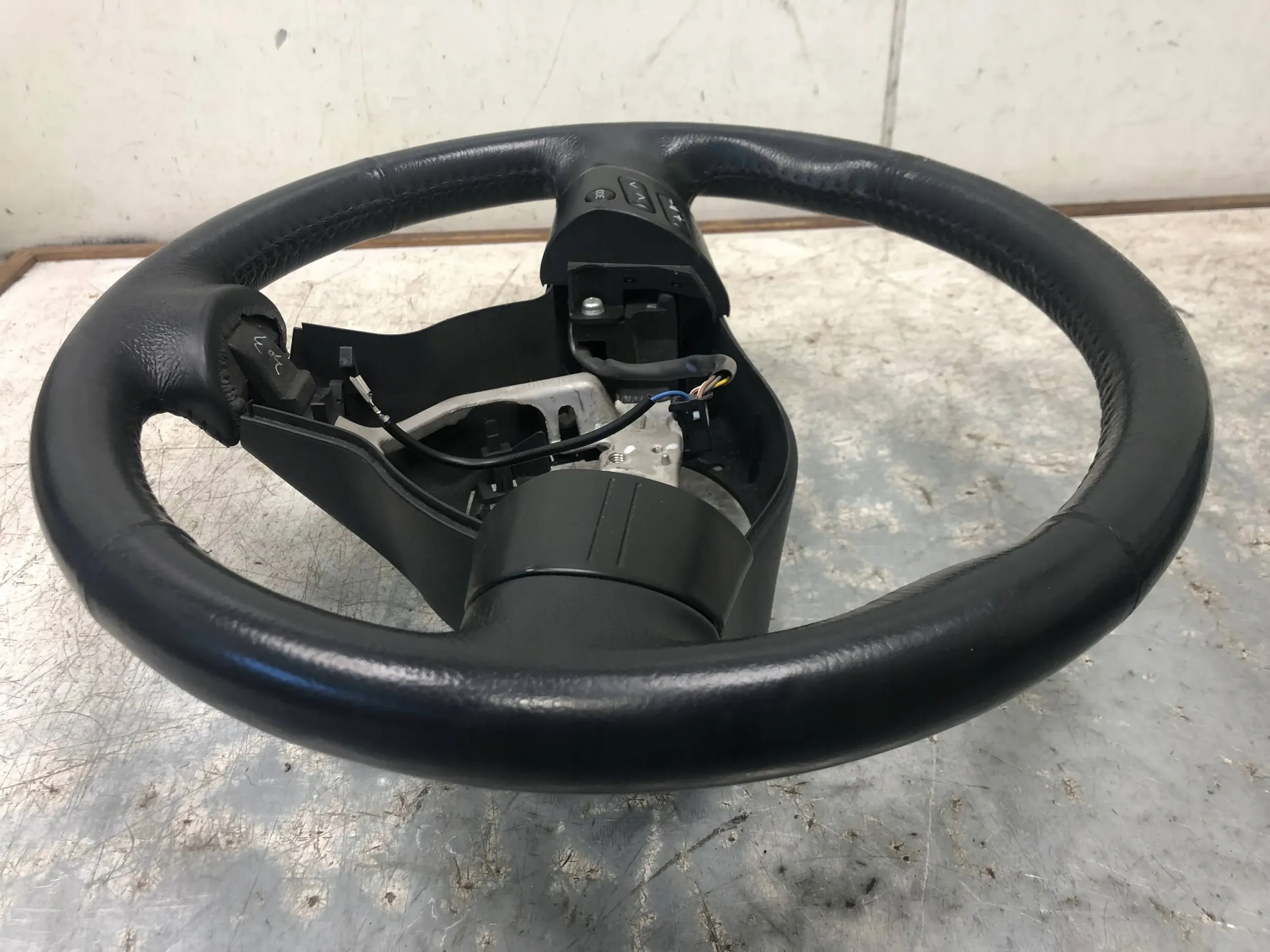 lenkrad Leder MULTIFUNKCJA TOYOTA COROLLA E12 LIFT 45103-21020