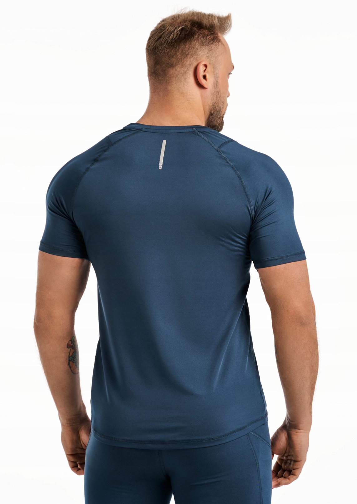 KOSZULKA SPORTOWA ODDYCHAJĄCA SZYBKOSCHNĄCA Marka Rough Radical